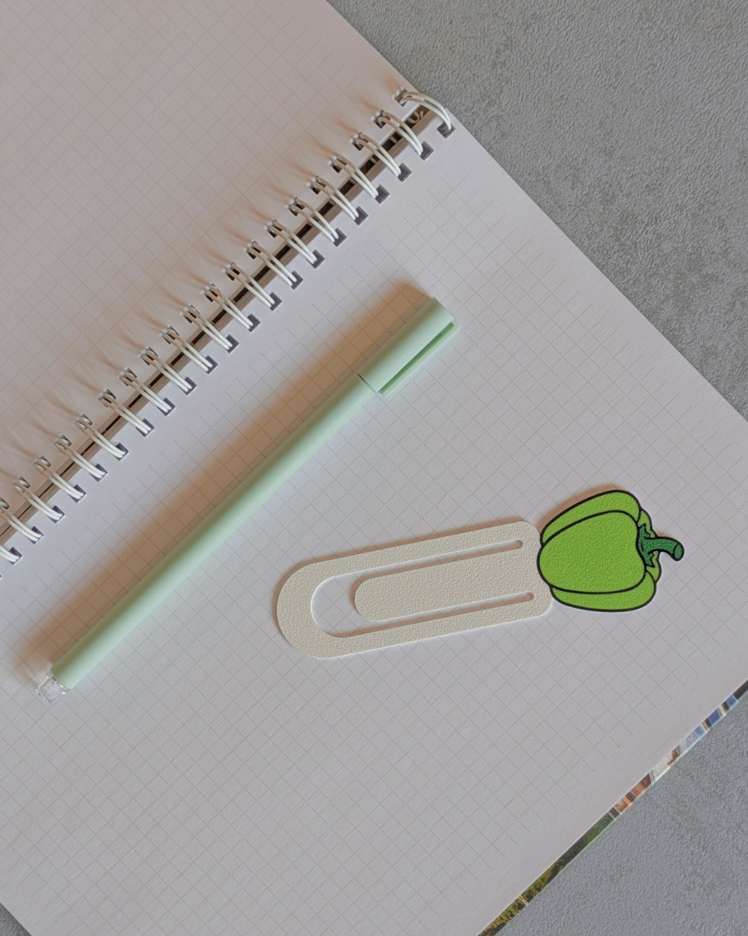 Knygų skirtukas - ŽALIA PAPRIKA