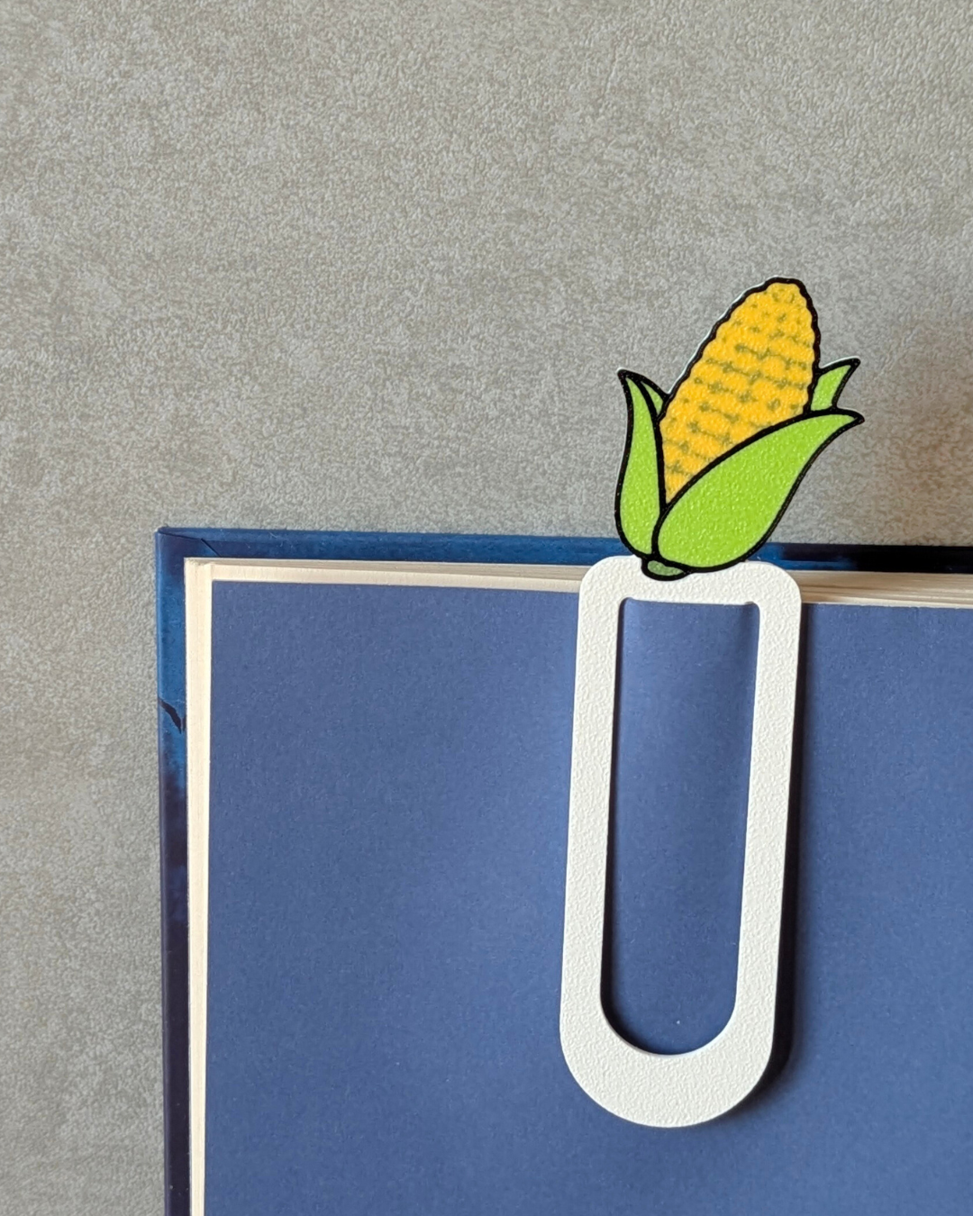 Knygų skirtukas - KUKURŪZAS