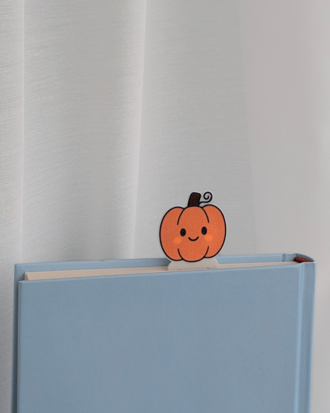 Knygų skirtukas - MOLIŪGAS