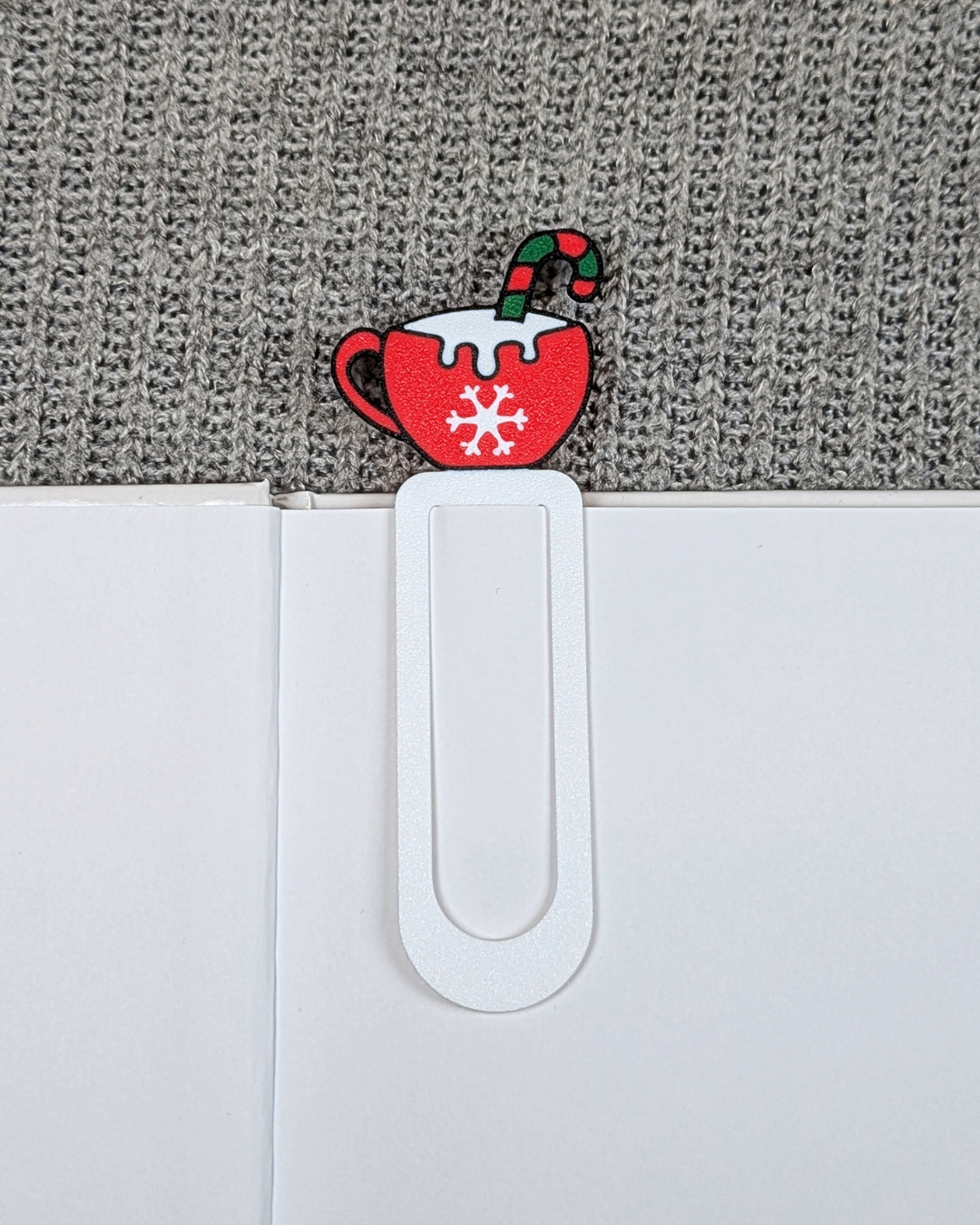 Knygų skirtukas - KALĖDINIS PUODELIS