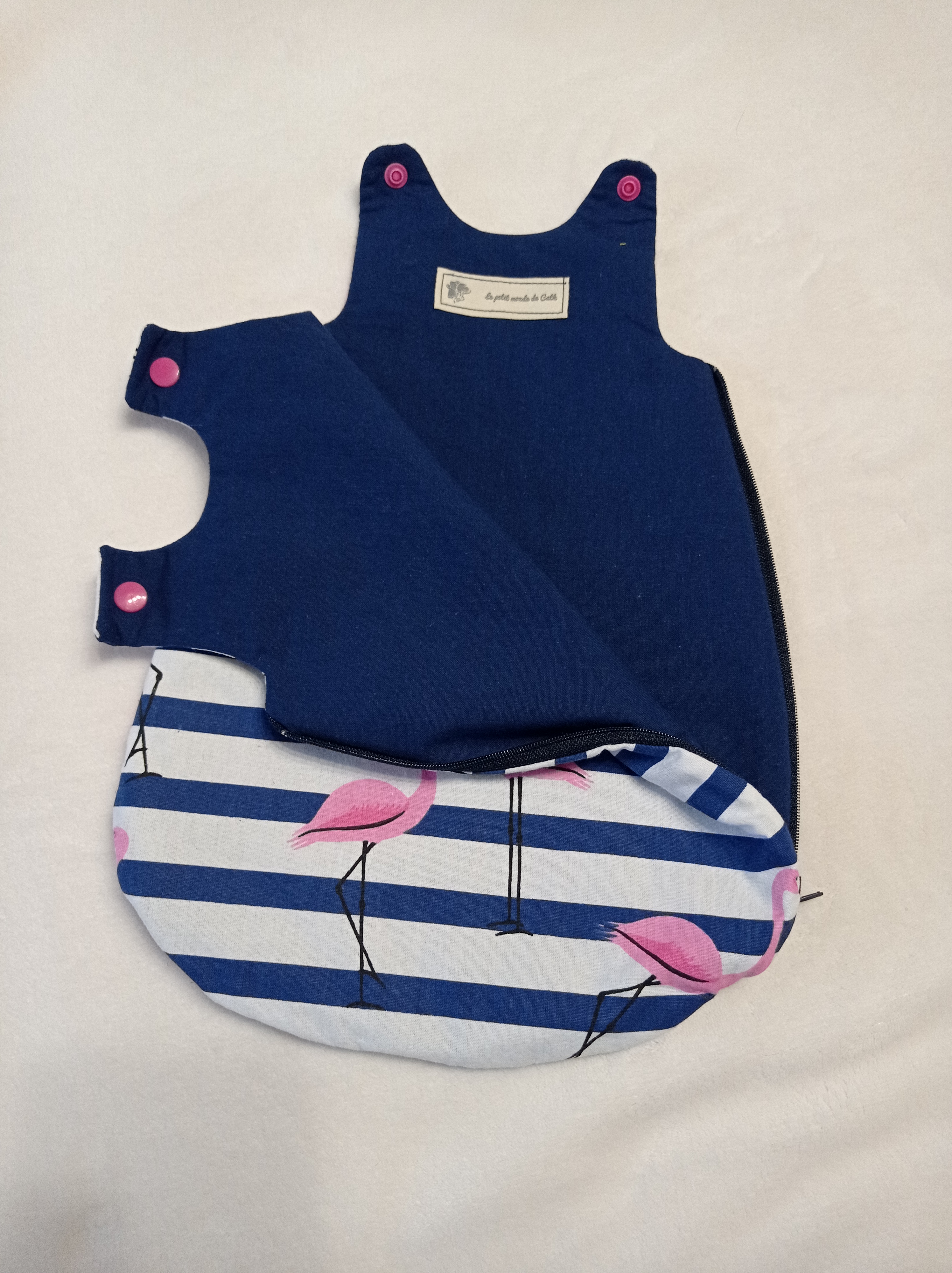 Gigoteuse flamant rose bleu  poupon 