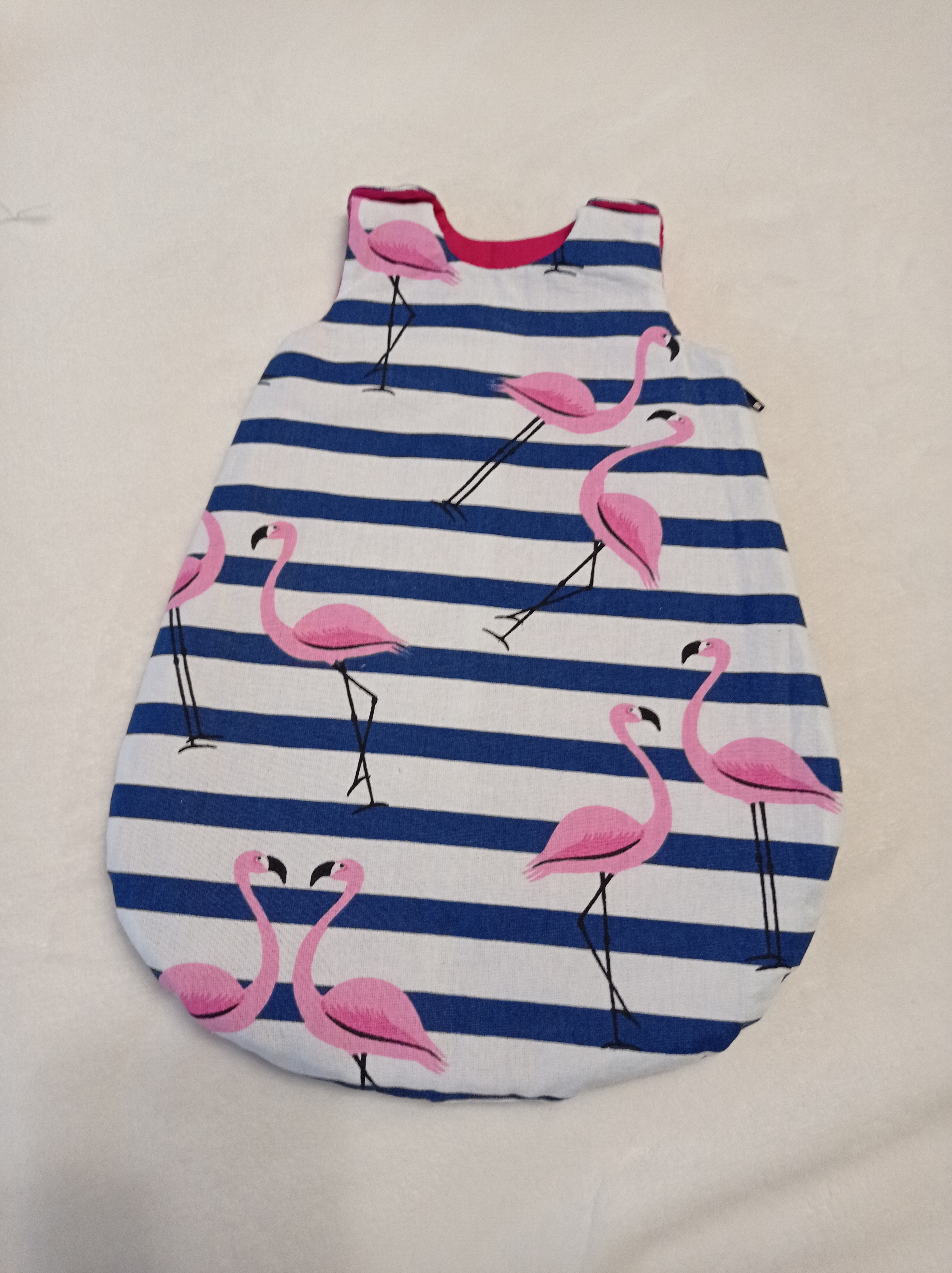 Gigoteuse  pour poupon flamant rose 