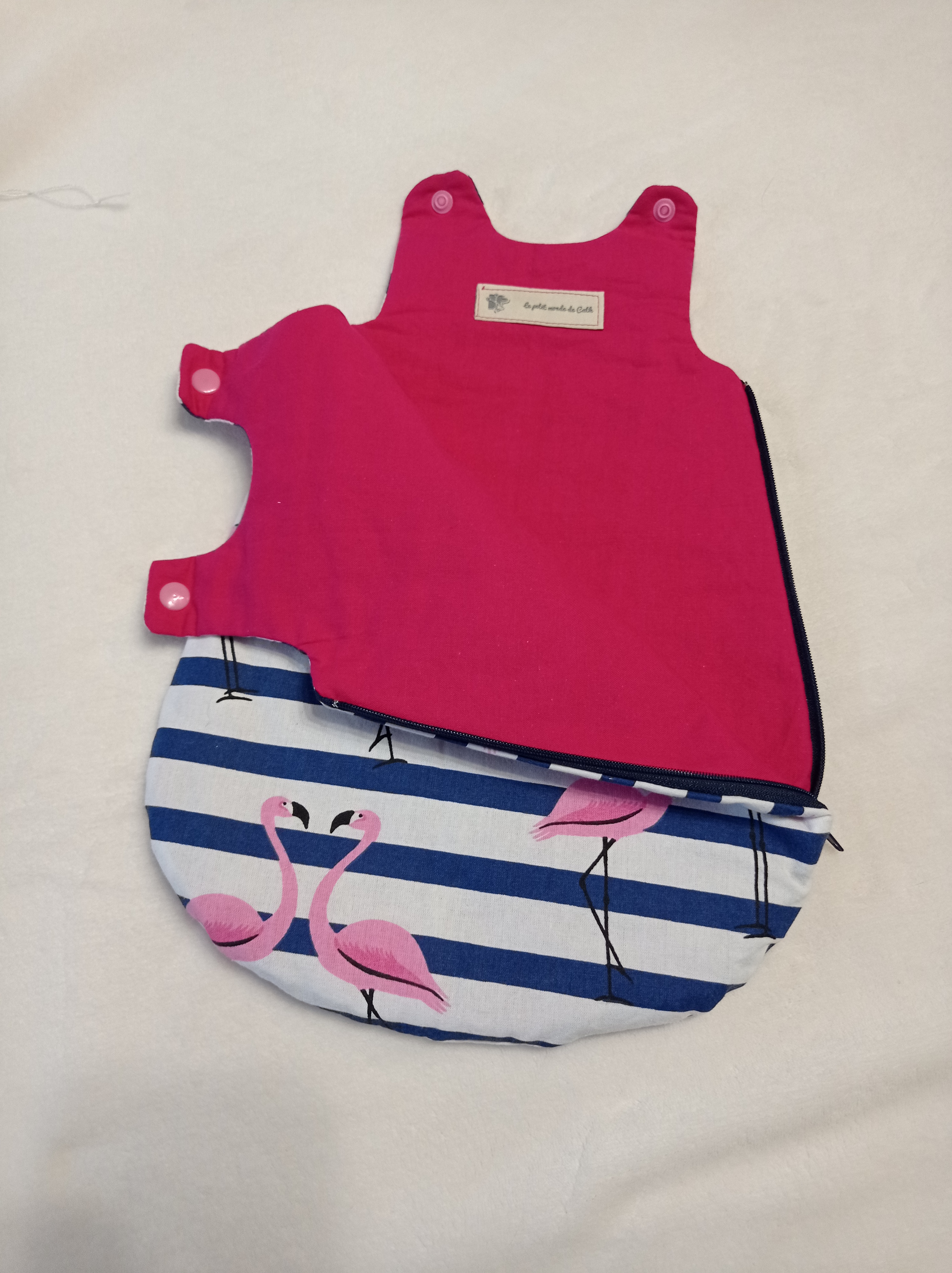 Gigoteuse  pour poupon flamant rose 