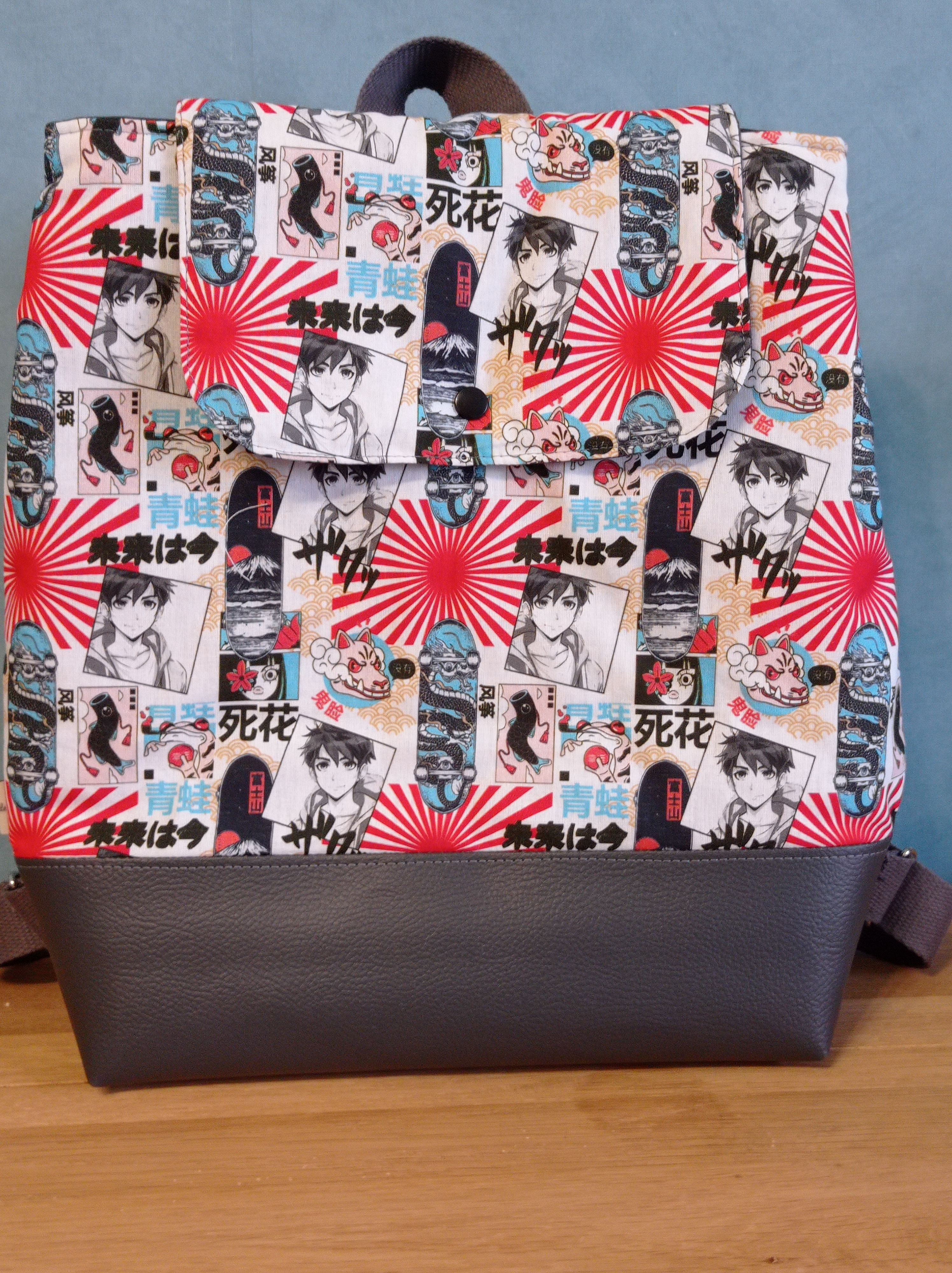 Sac à dos simili cuir gris