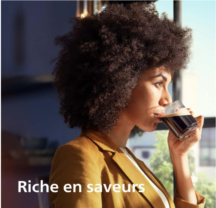 Philips Machine à Expresso Entièrement Automatique 5500 Series – 20 Boissons Chaudes et Glacées, Carafe à Lait LatteGo Facile à Nettoyer, SilentBrew 40% plus Silencieuse, QuickStart, Gris (EP5544/50)