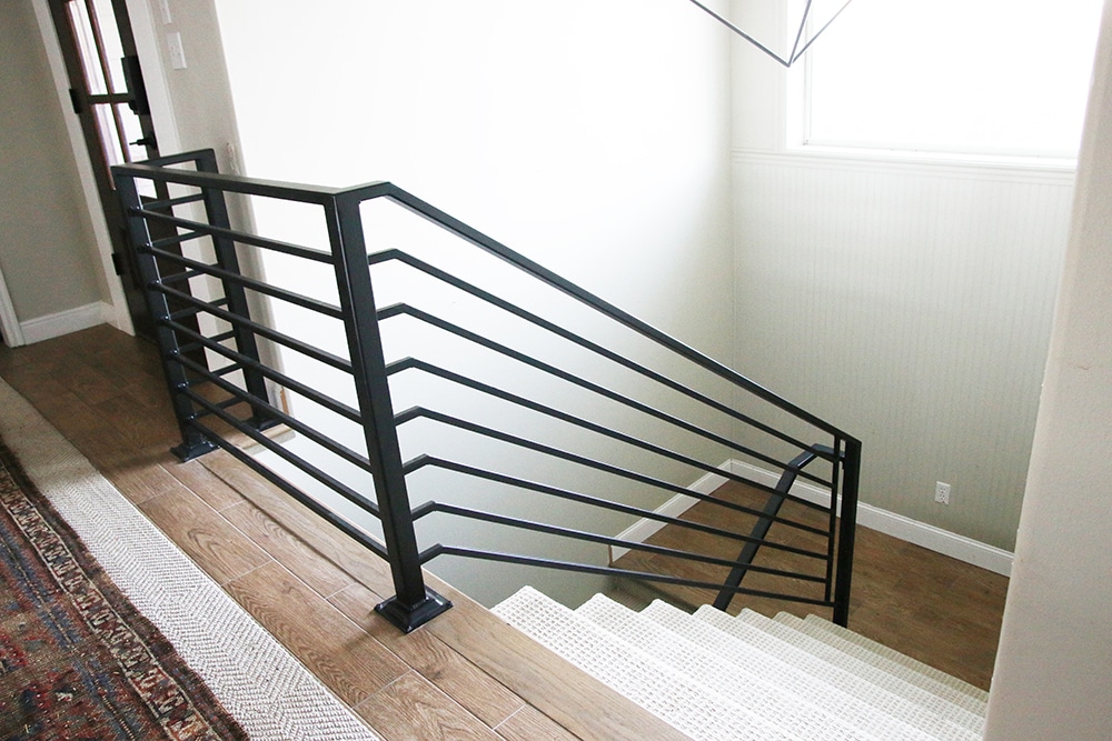 Angled Horizontal Stair Rails 