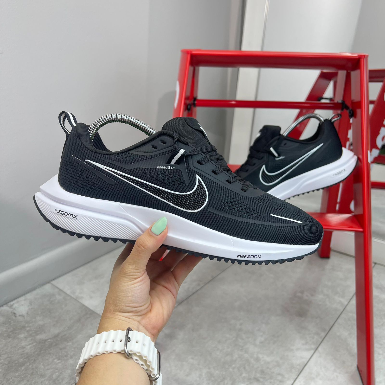Tenis Nike Zoom X