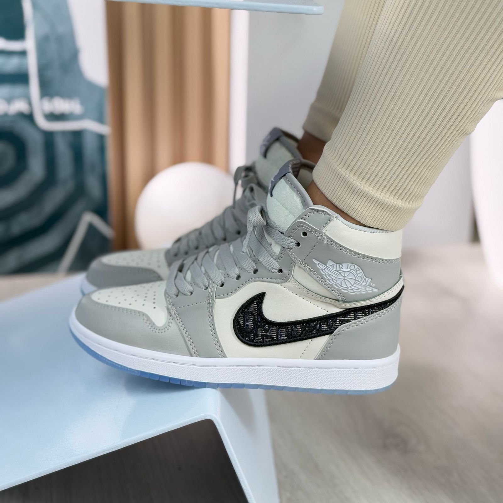 Tenis Nike Jordan R1 High Dior