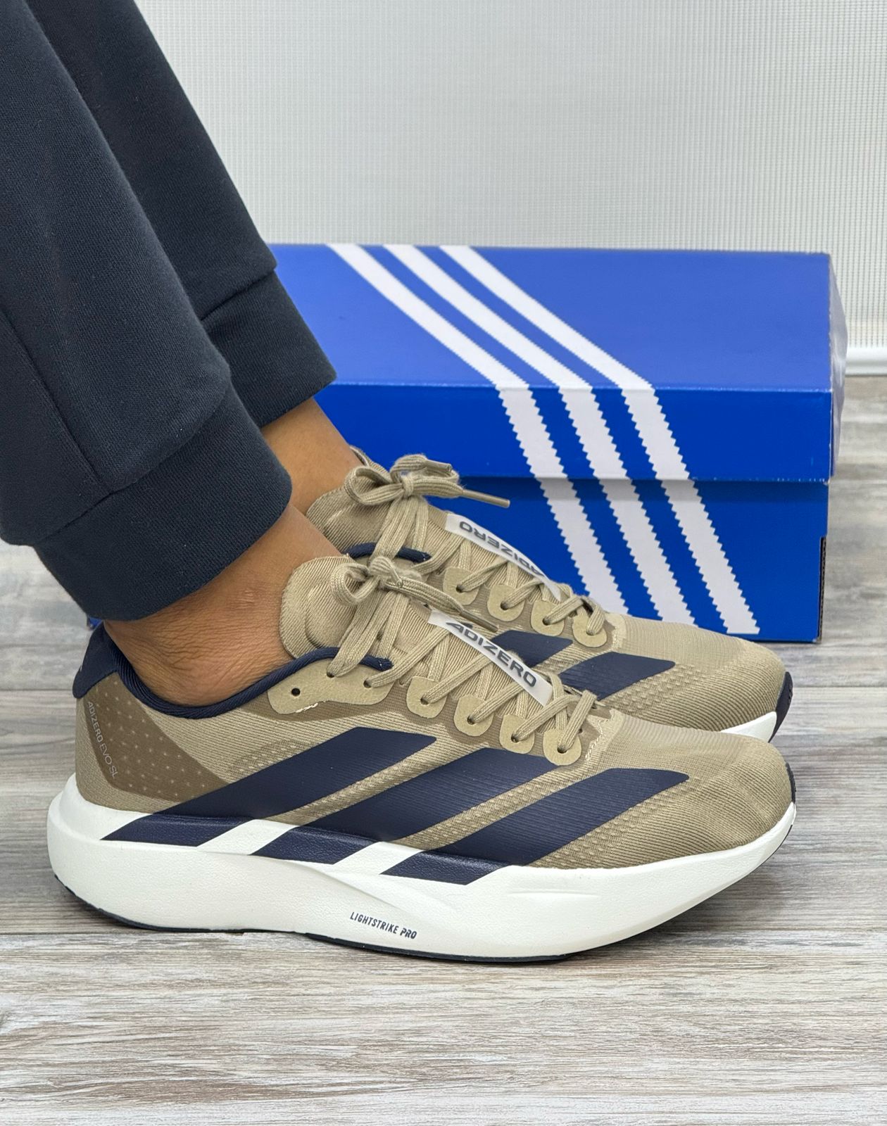 Tenis Adidas Adizero