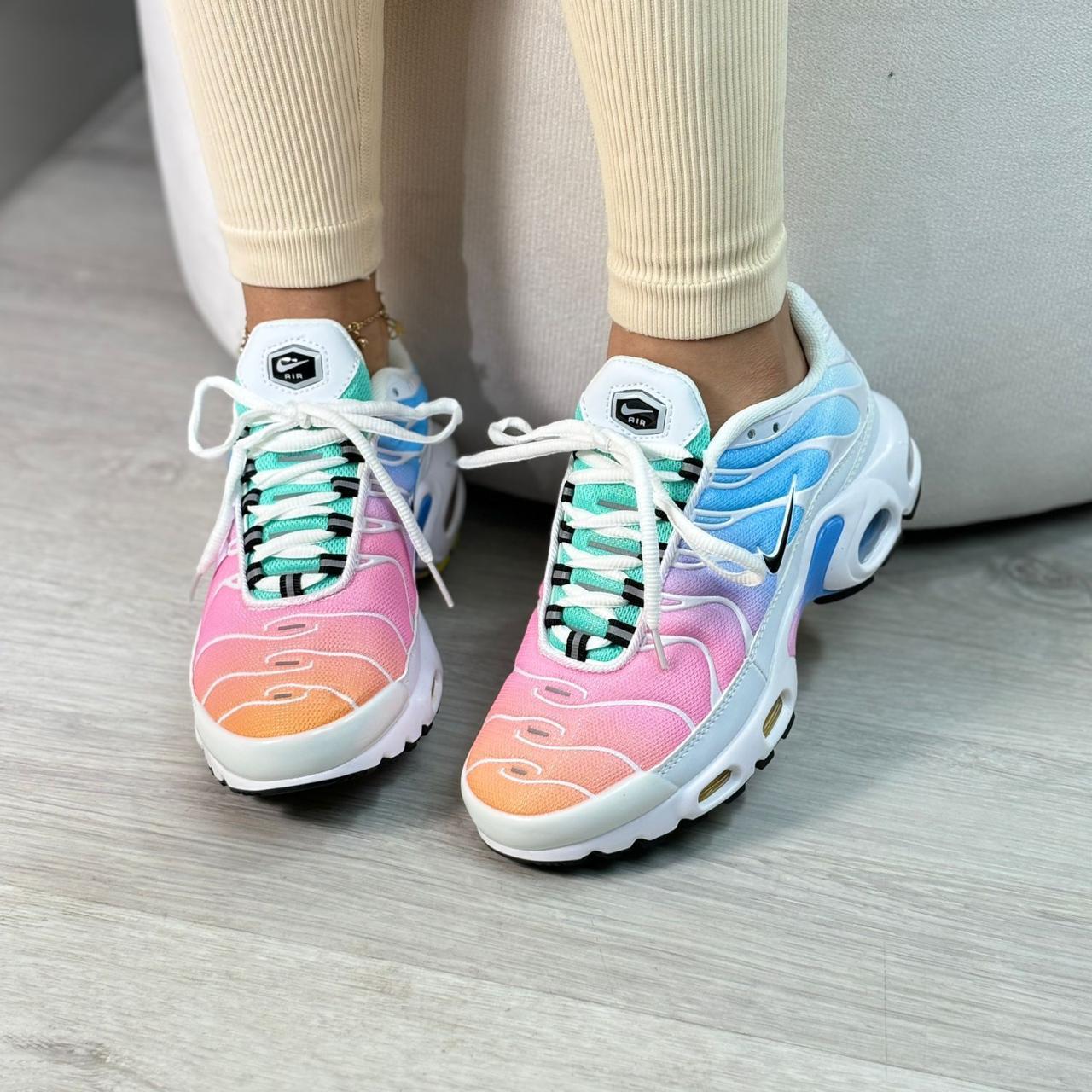 Tenis Nike Tn