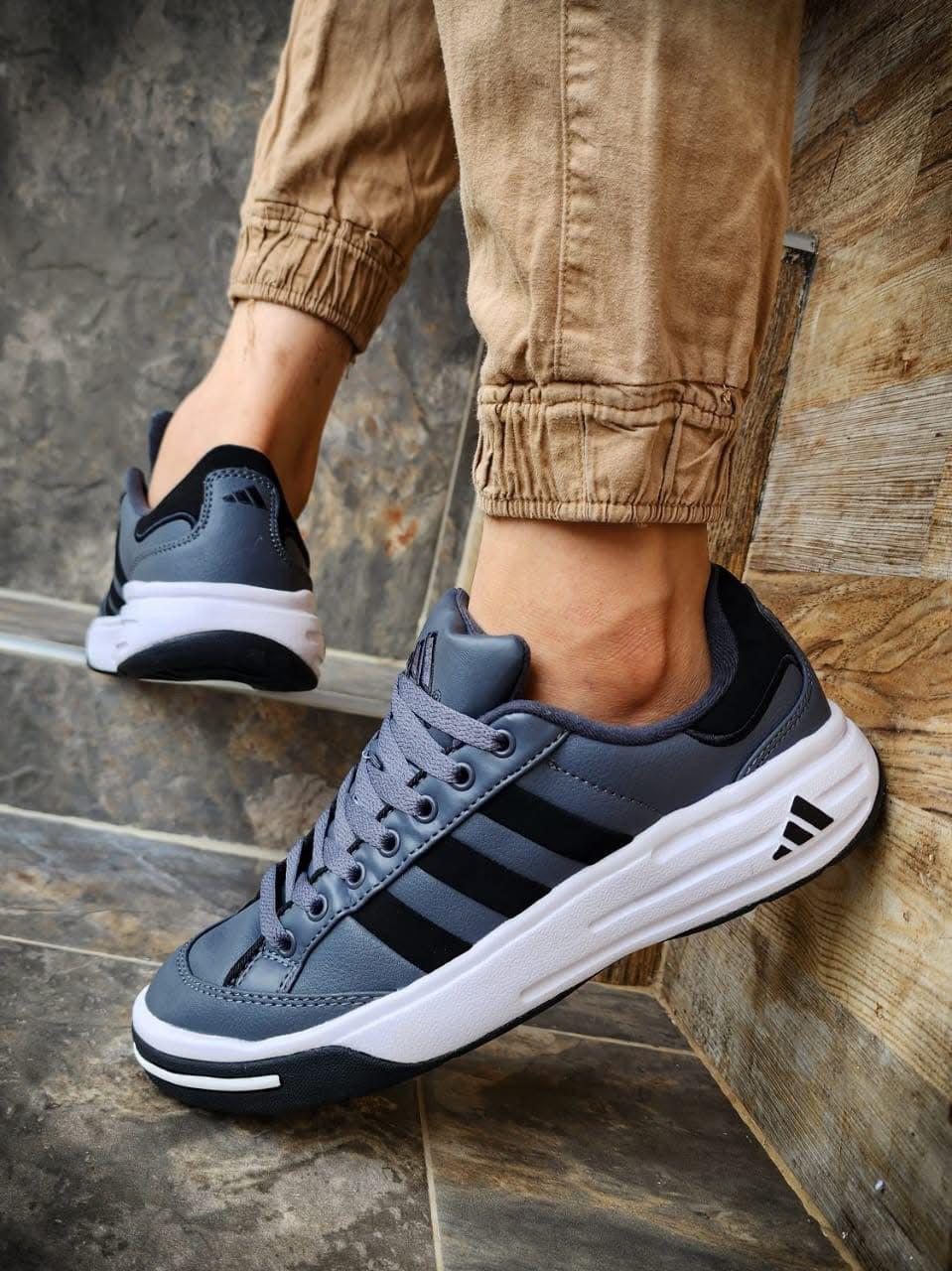 Tenis Adidas Nastase