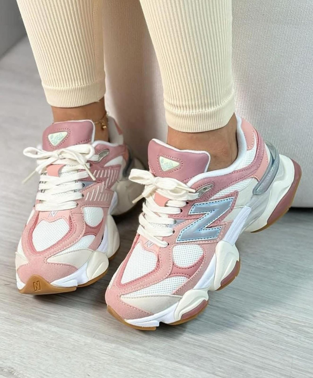 Tenis New Balance 9060