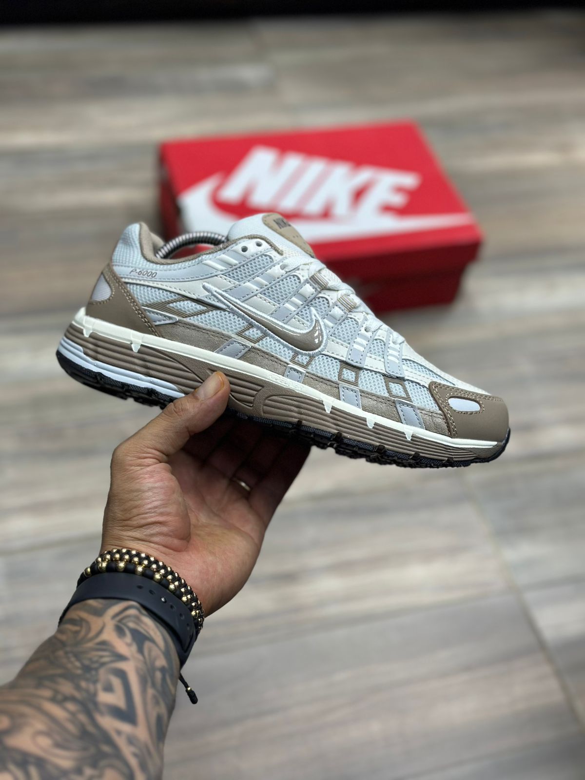 Tenis Nike P6000