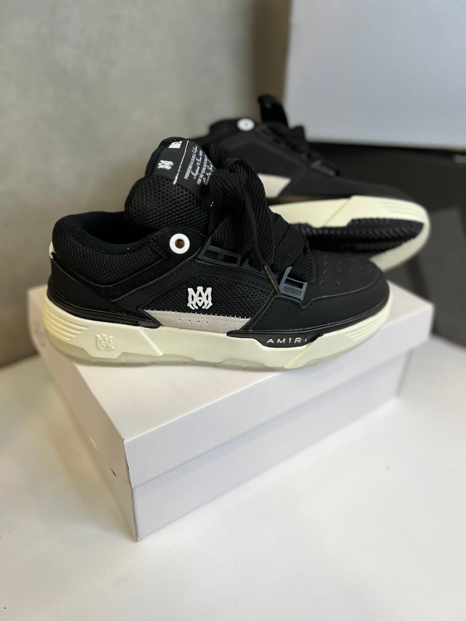 Tenis Amiri