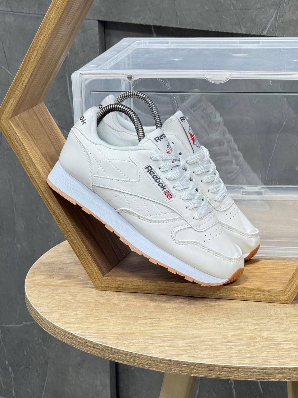 Tenis Reebok Master