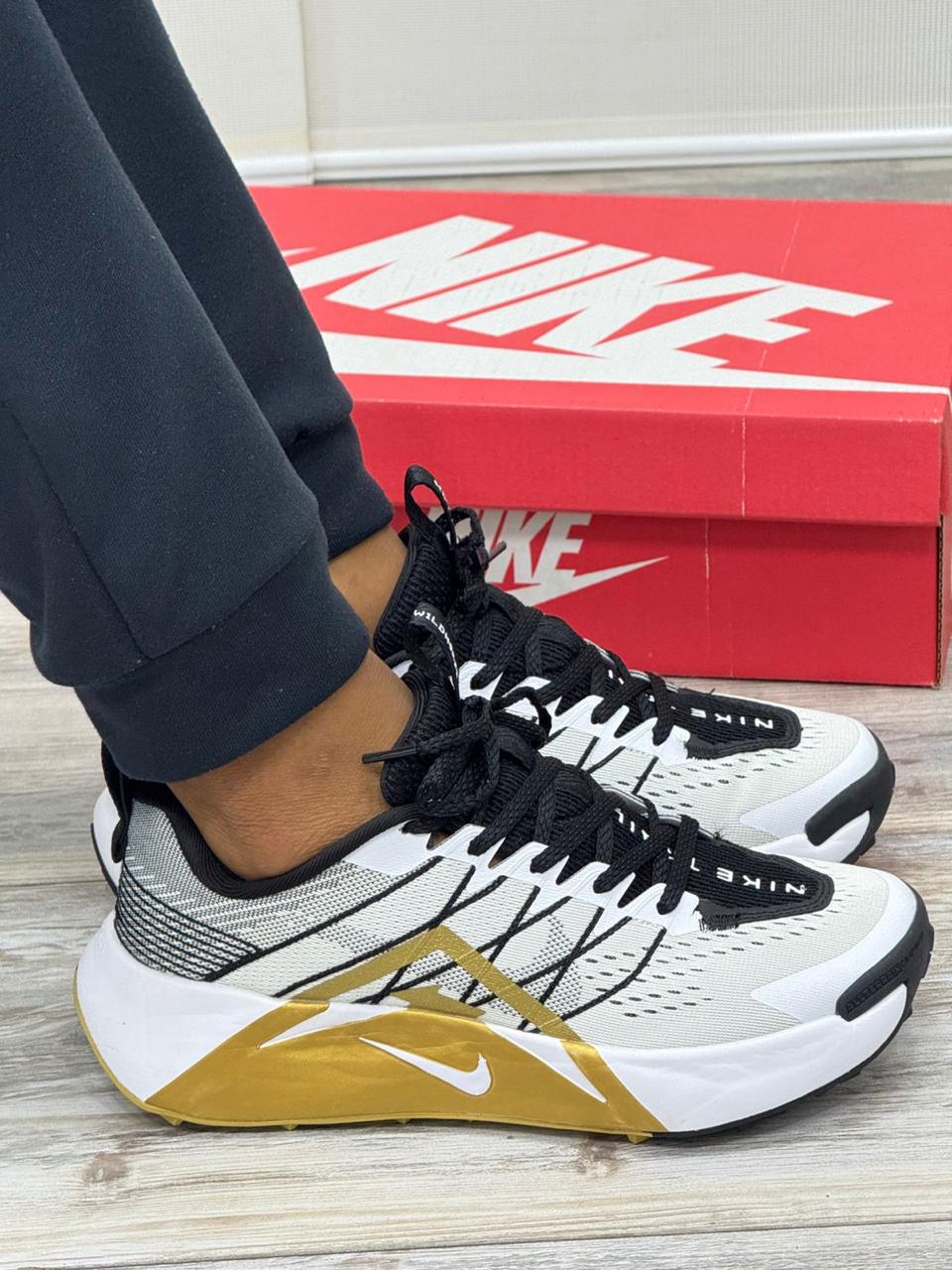 Tenis Nike Trail