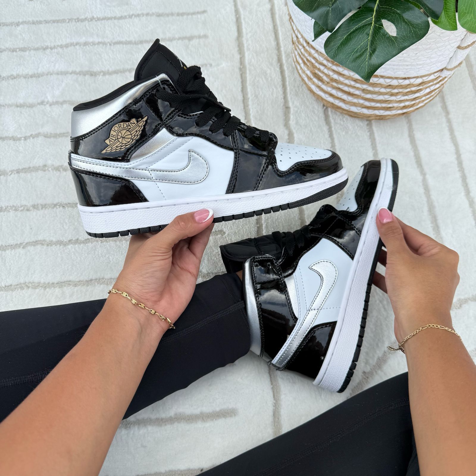 Tenis Nike Air Jordan Retro 1