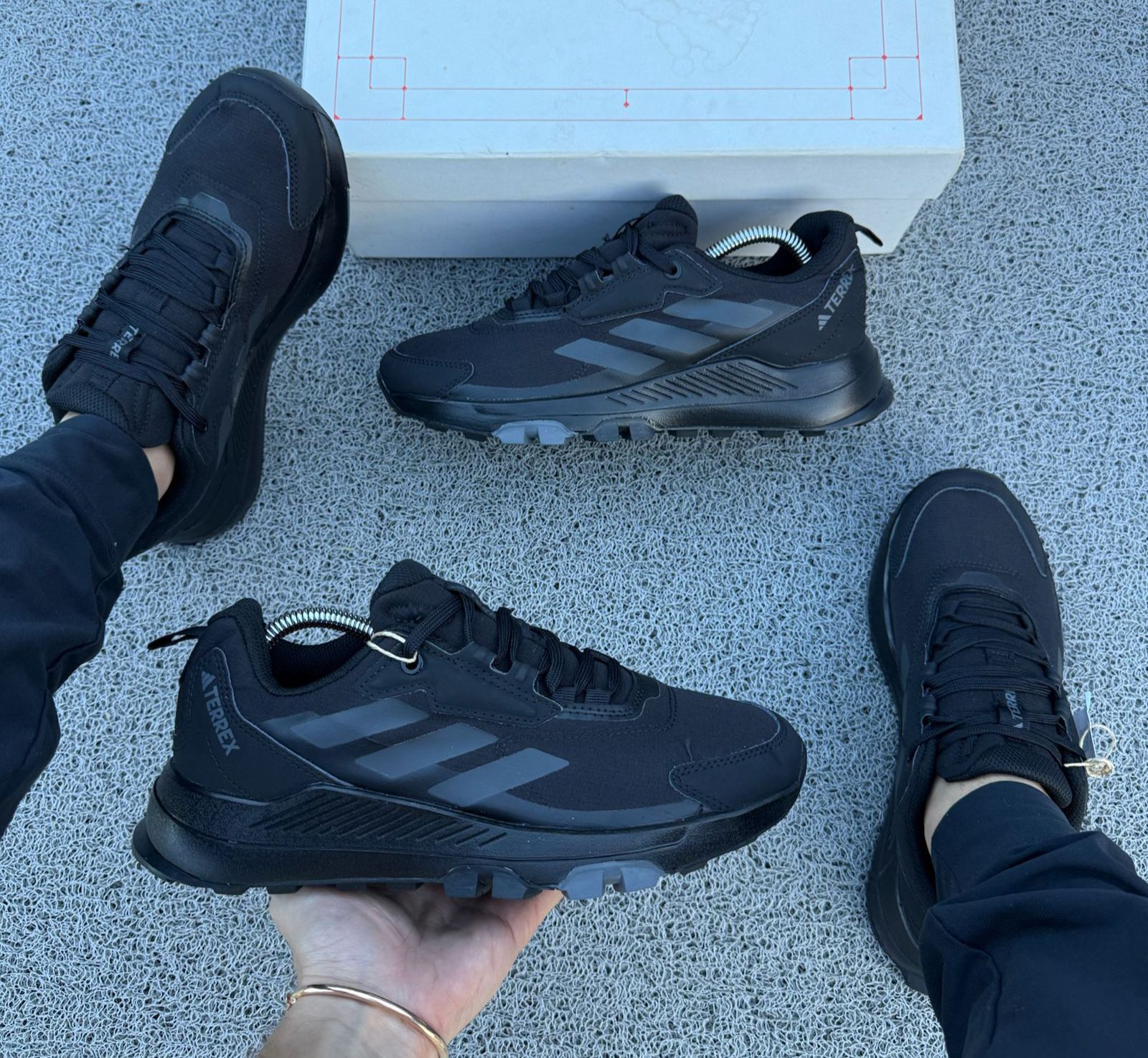 Tenis Adidas Terrex