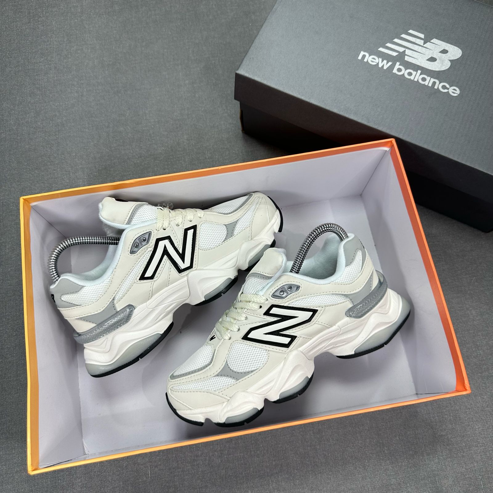 Tenis New Balance 9060