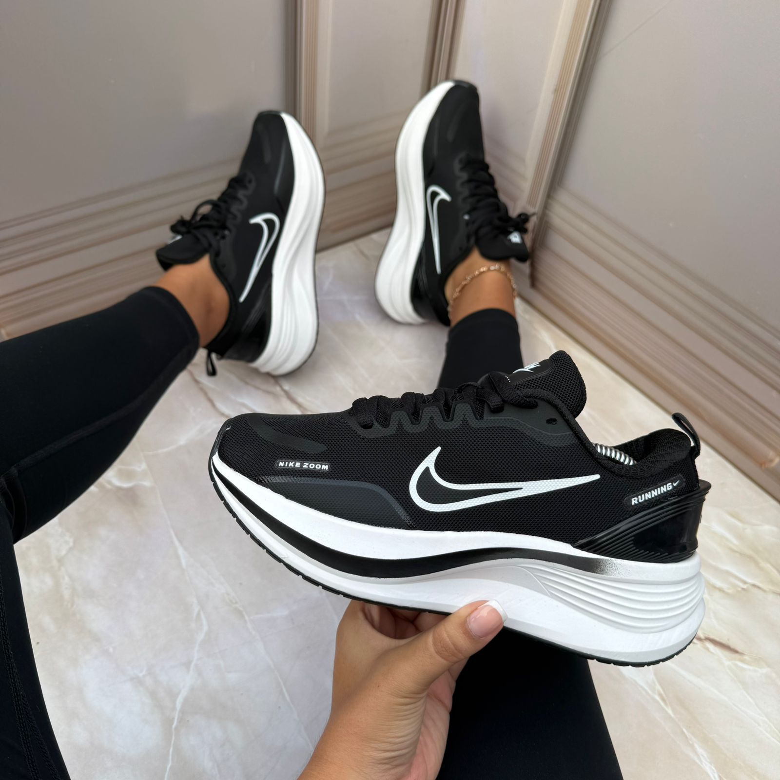 Tenis Nike Zoom