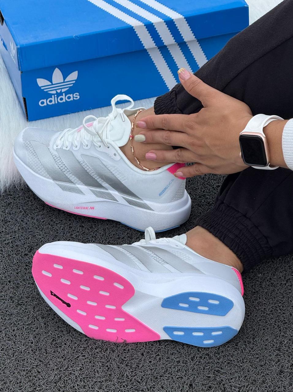 Tenis Adidas Adizero