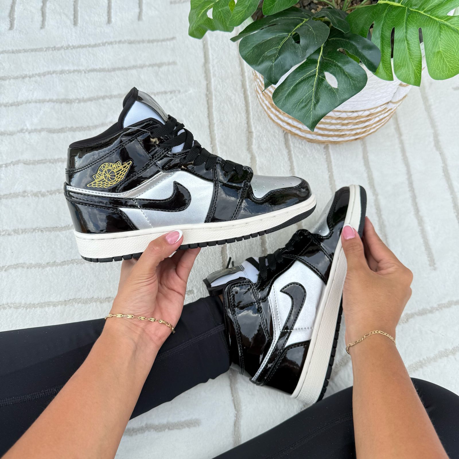 Tenis Nike Air Jordan Retro 1