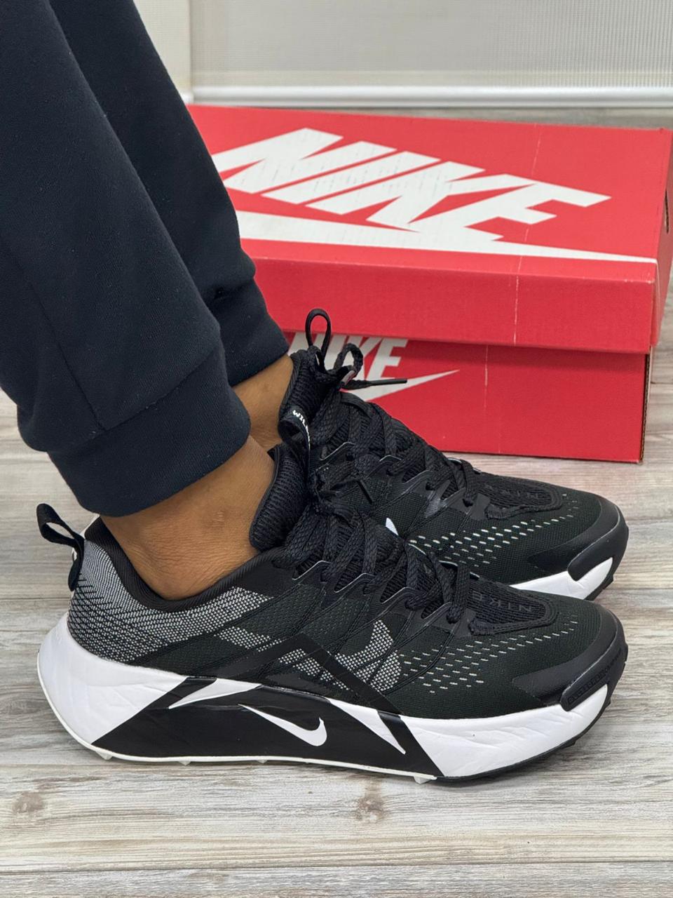 Tenis NIke Trail