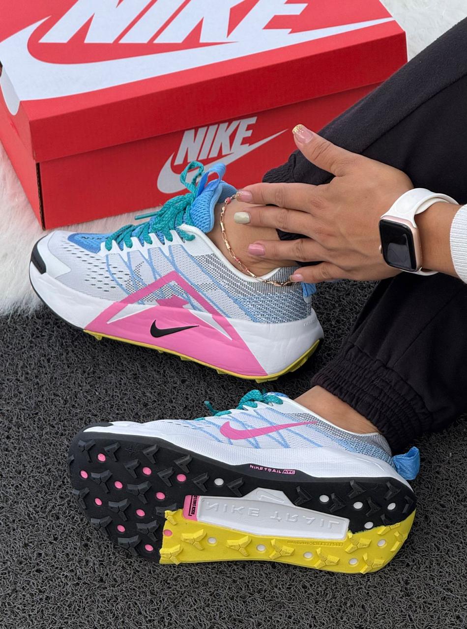 Tenis NIke Trail