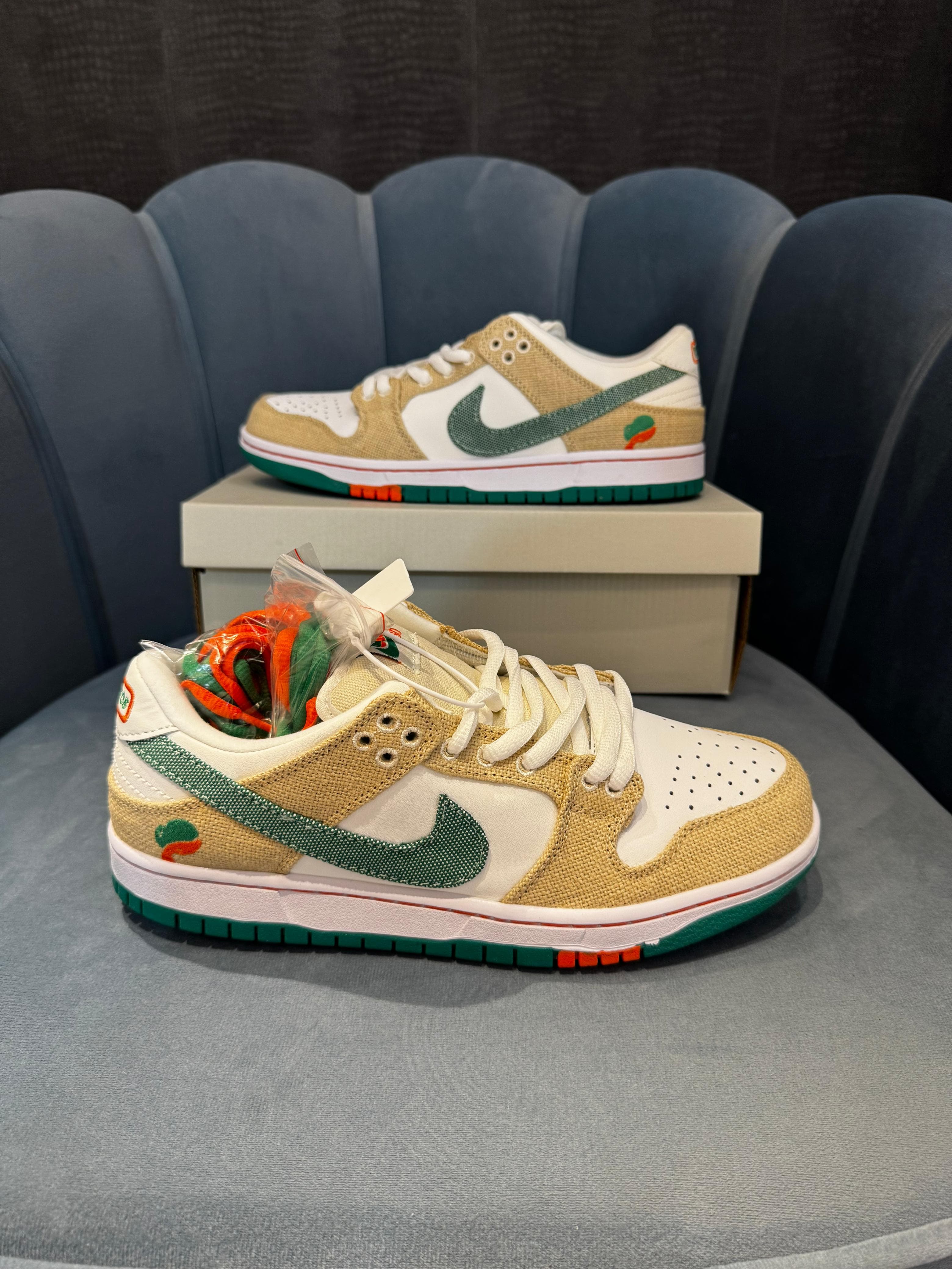 NIKE SB DUNK 2023  JARRITOES 👟 Showroom copy 41-42-43-44-45  Og box pack 📦  With butter paper 📌   Free ship ✈️