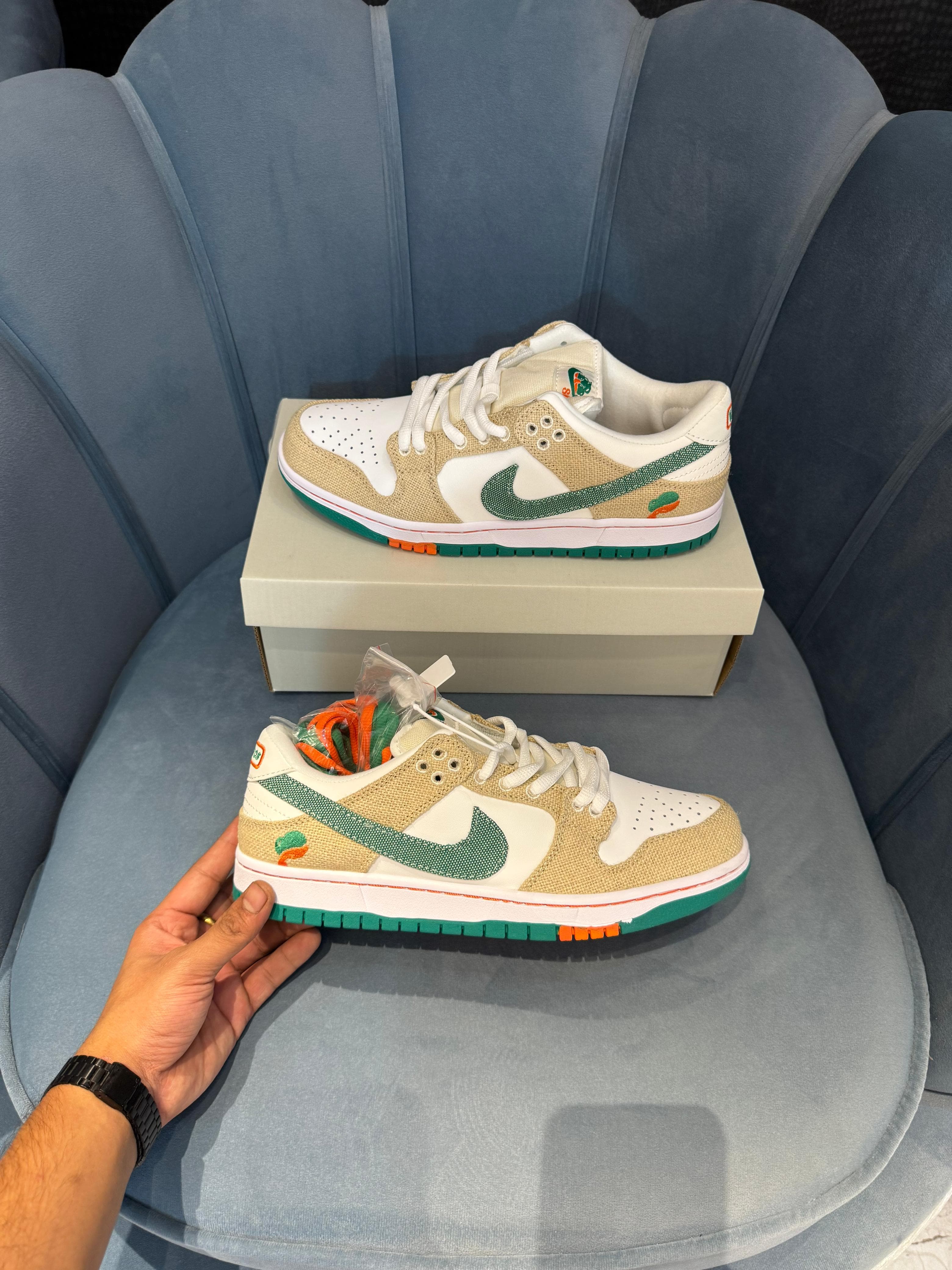 NIKE SB DUNK 2023  JARRITOES 👟 Showroom copy 41-42-43-44-45  Og box pack 📦  With butter paper 📌   Free ship ✈️