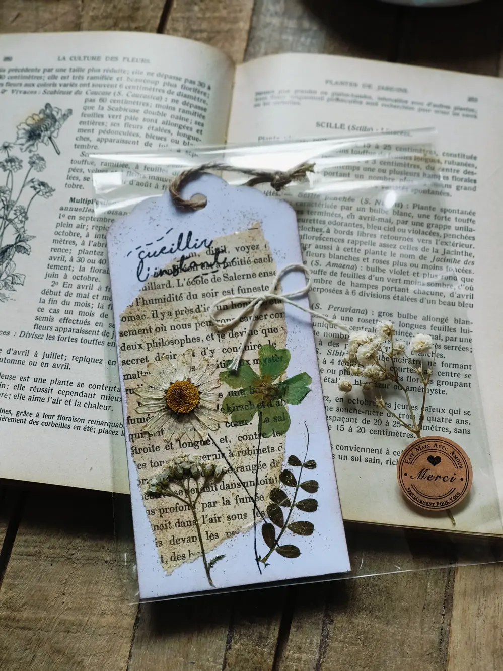 Marque page floral - Divers Couleurs