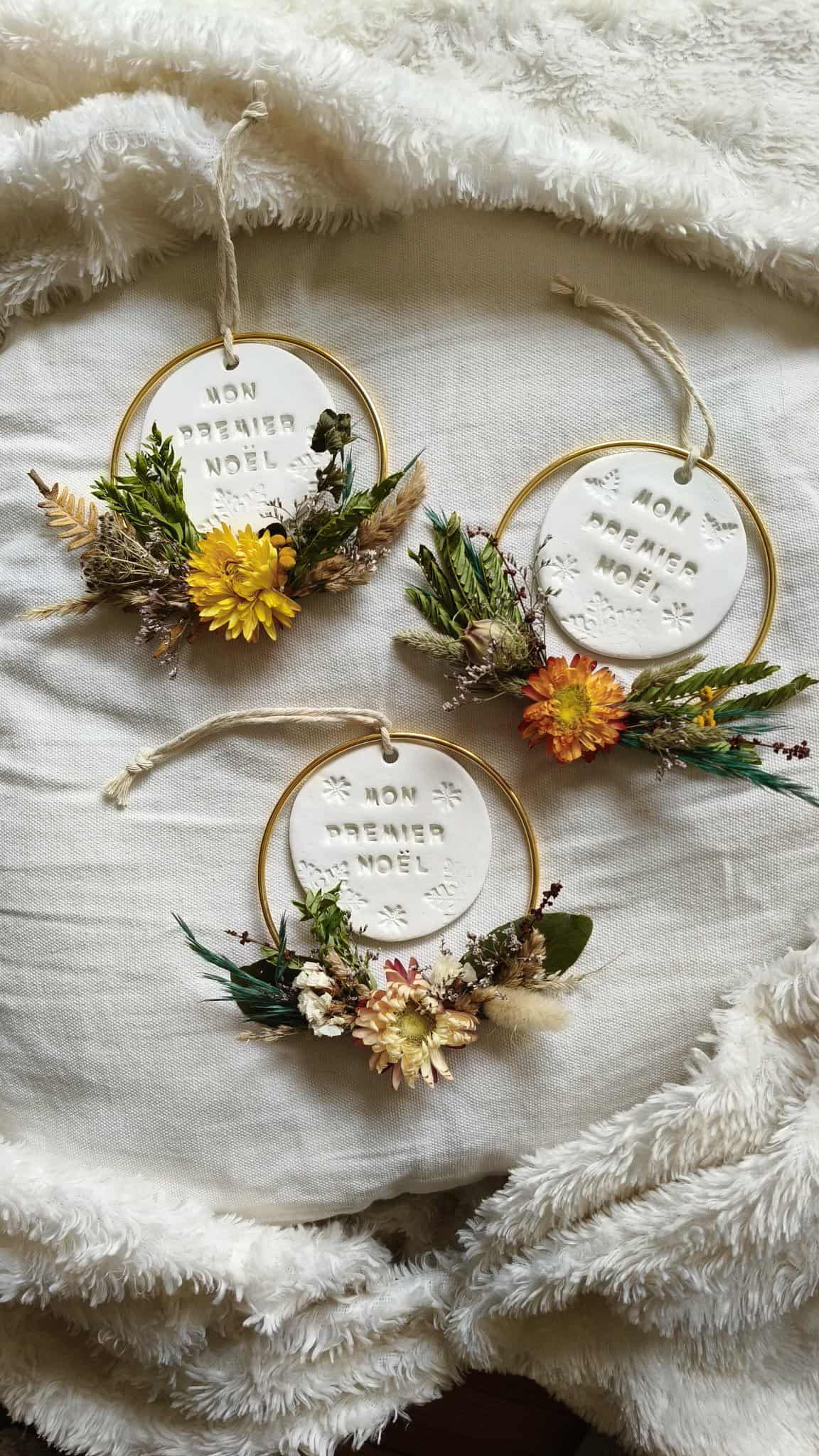 Mini Couronne fleurie et suspension mot doux 