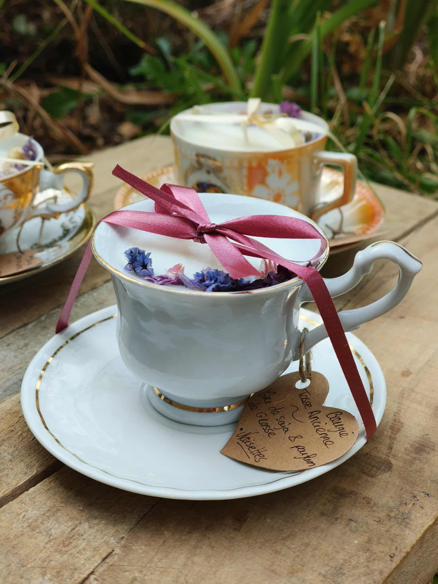 Bougies Artisanales parfumées - Les tasses anciennes