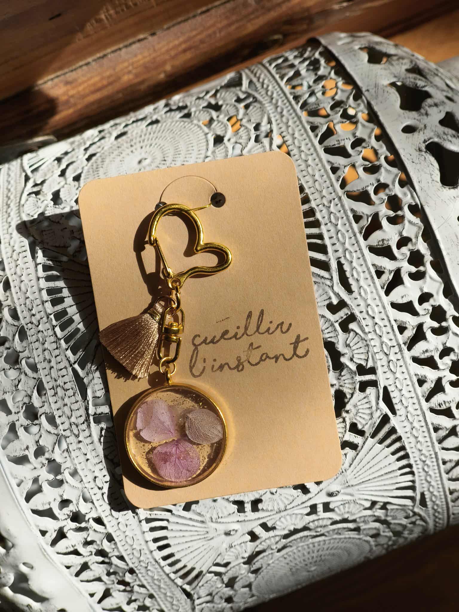 Porte clés Résine et fleurs séchées