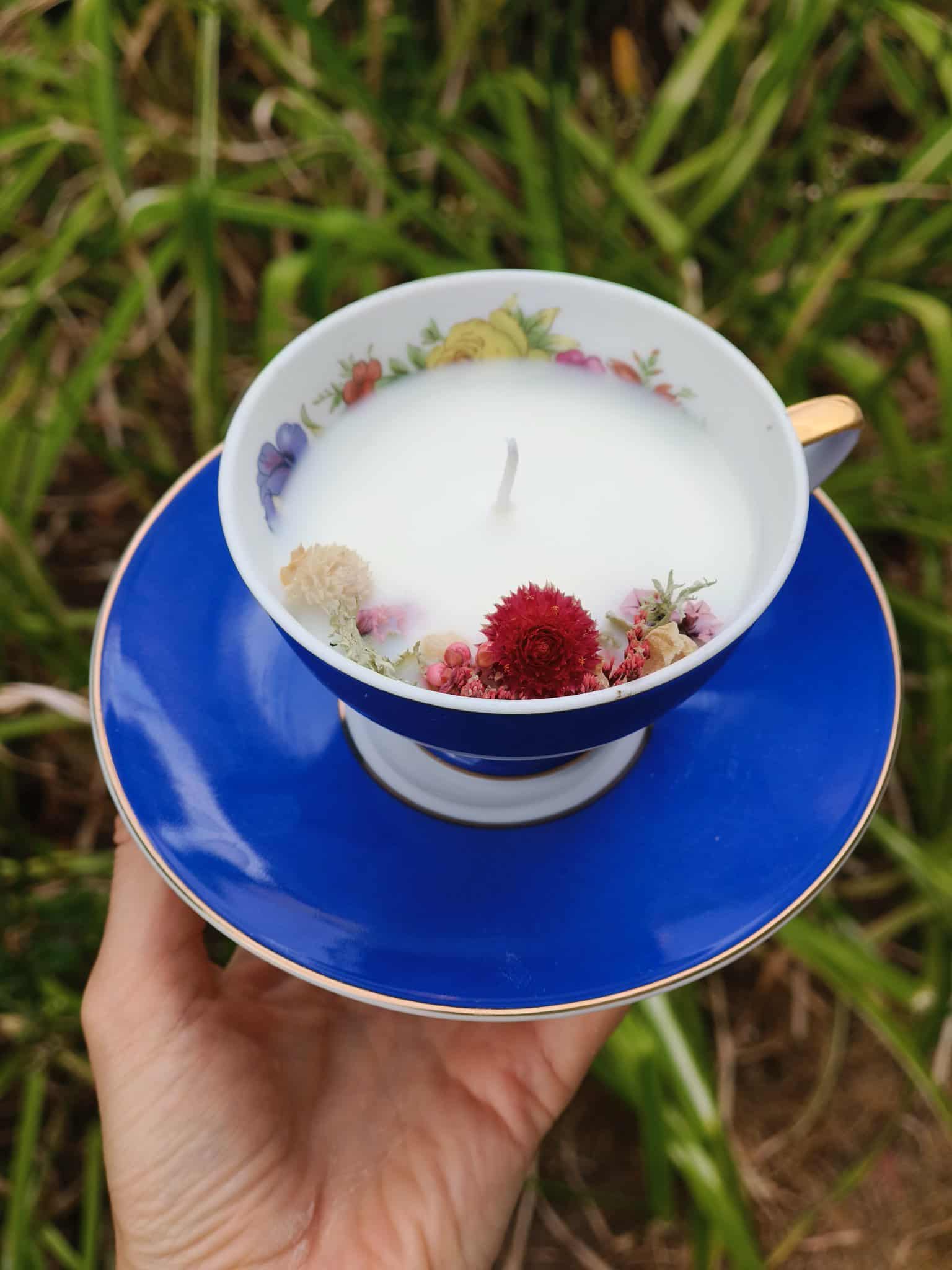 Bougies Artisanales parfumées - Les tasses anciennes 