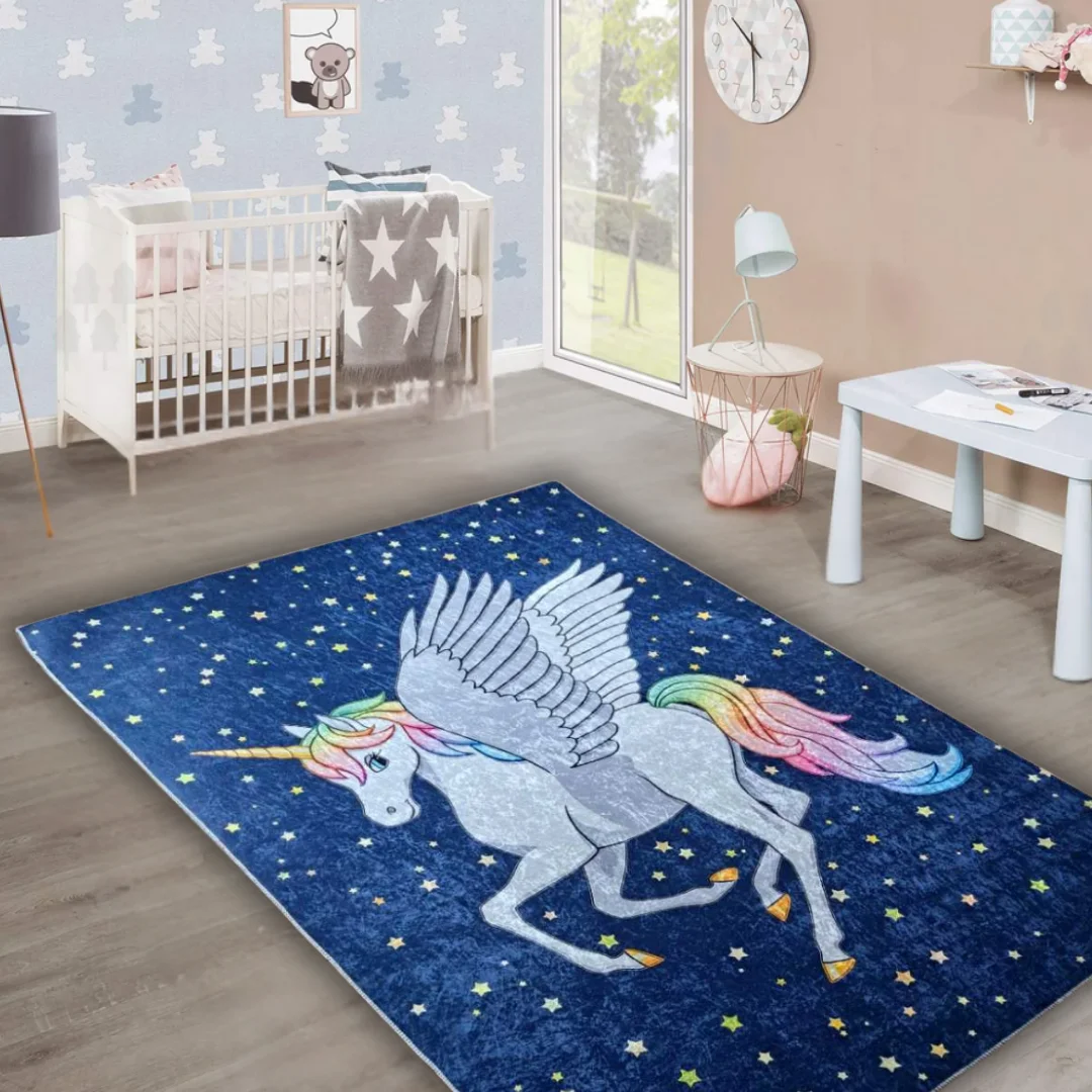 Dečiji tepih – jednorog sa krilima (120 x 180cm)