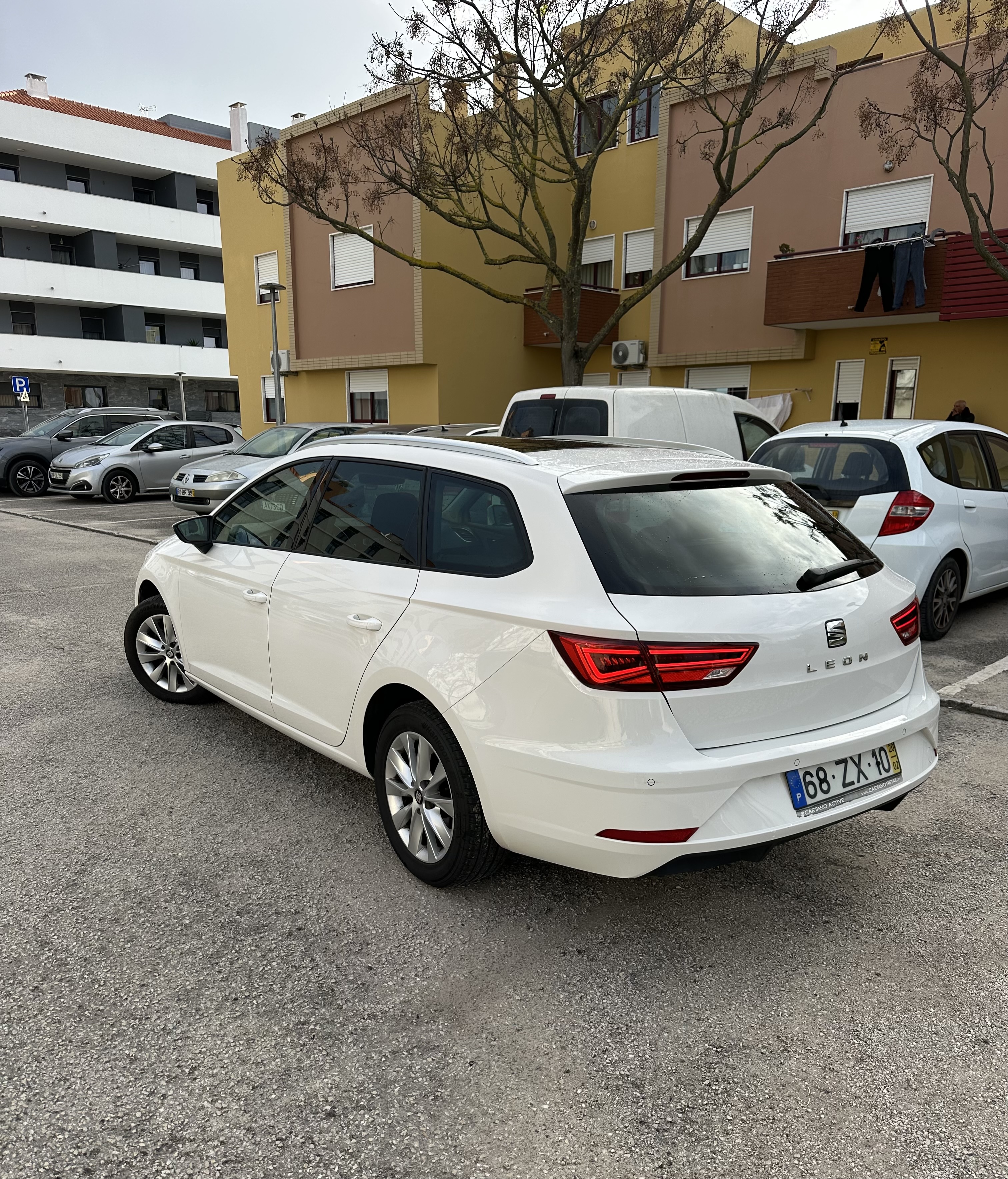Seat leon st 1.6 tdi 115 2020