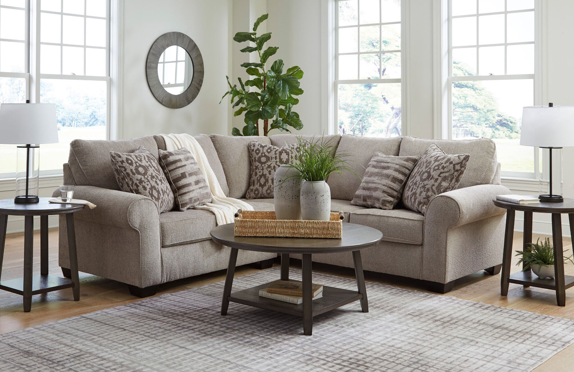 Claireah Sectional Set 