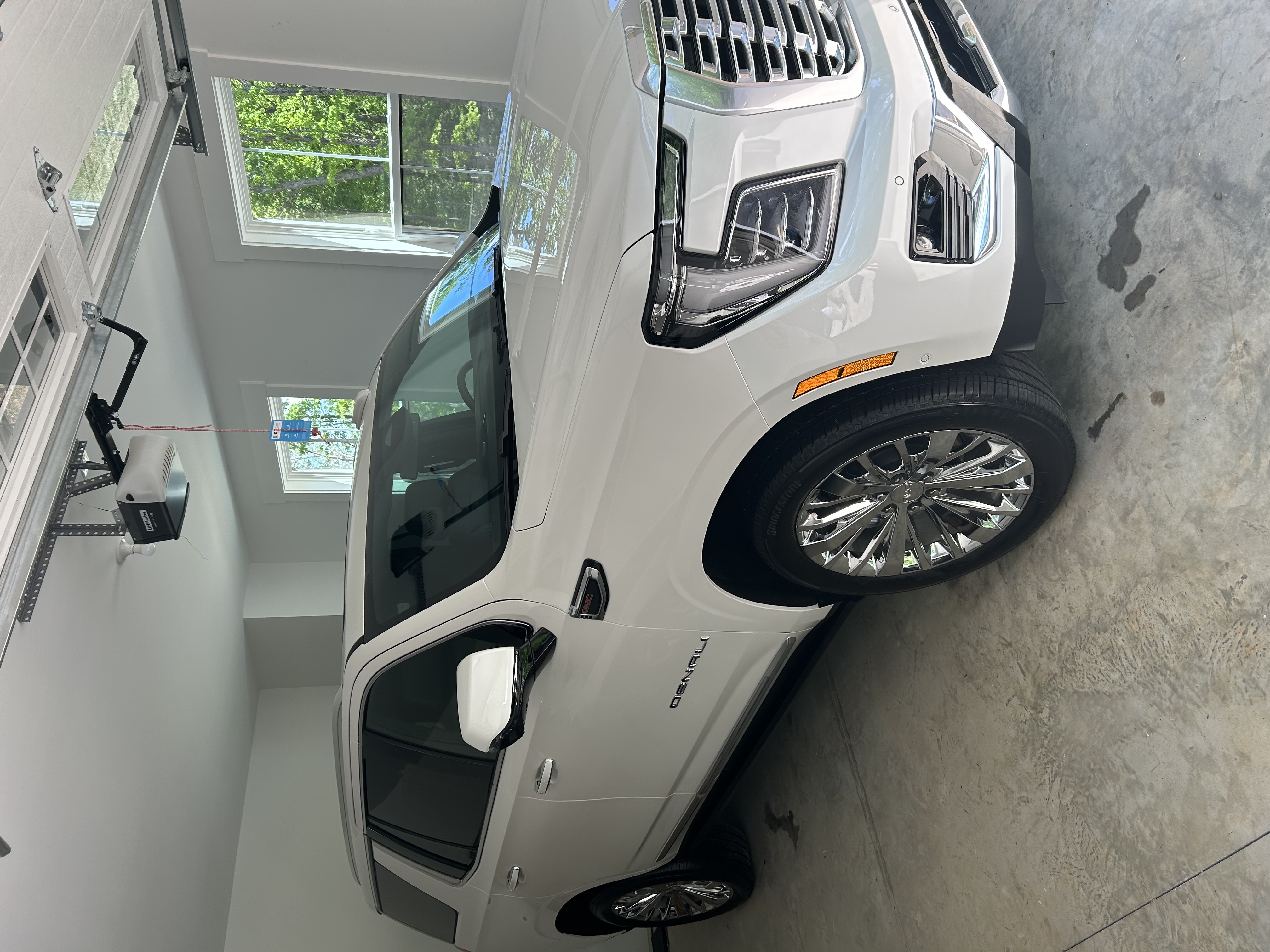 Premium Detail (SUV / TRUCKS) (275$)