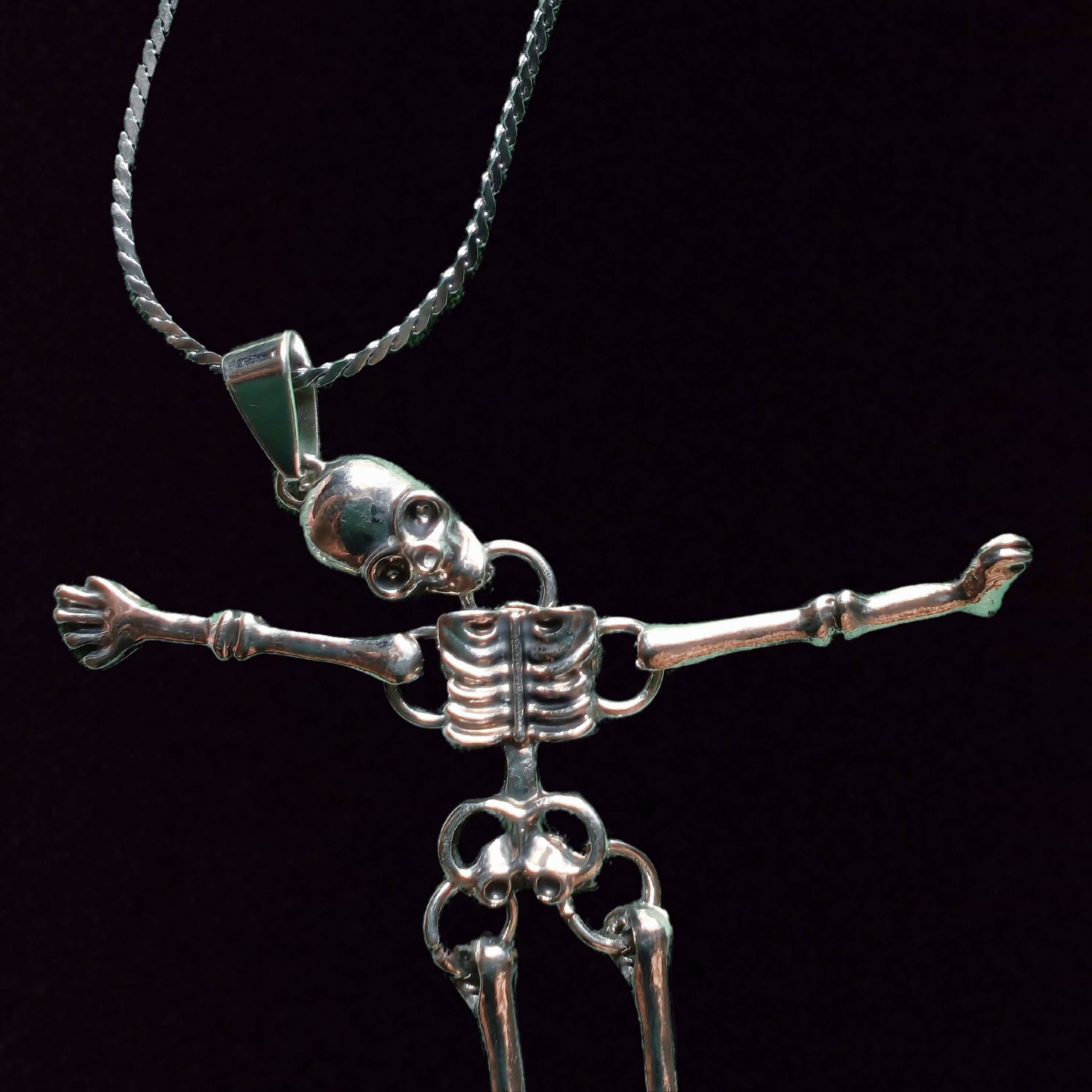Skeleton Retro Pendant