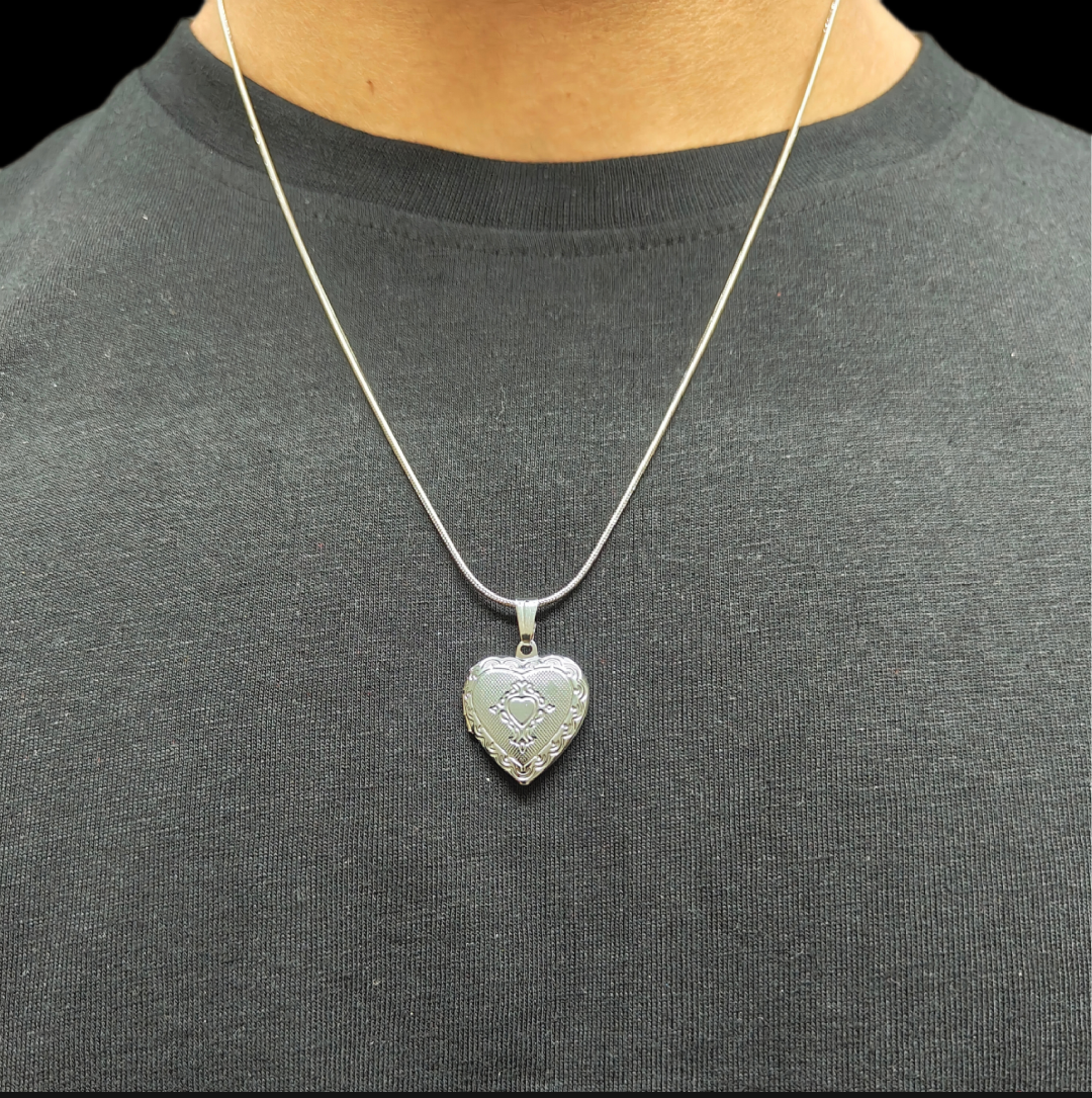 Vintage Frame Pendant