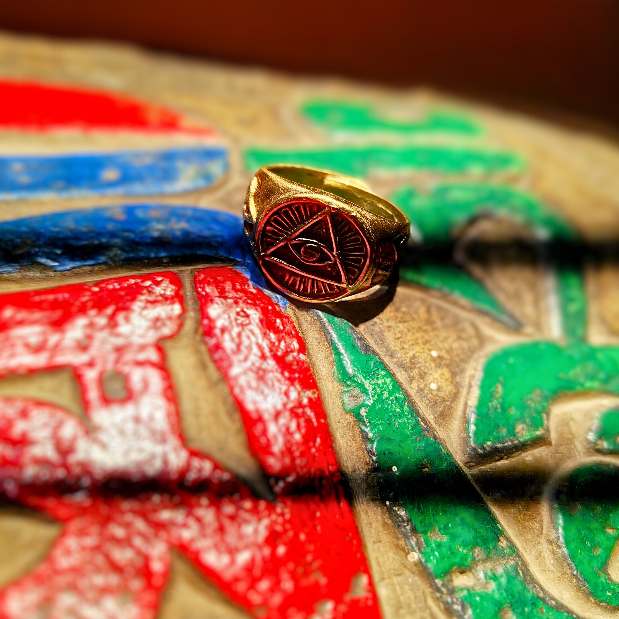The Illuminati Ring