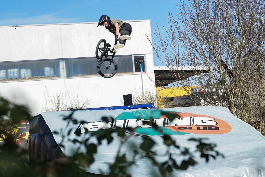 BMX & MTB Airbag Rampe mieten - Selbstabholung