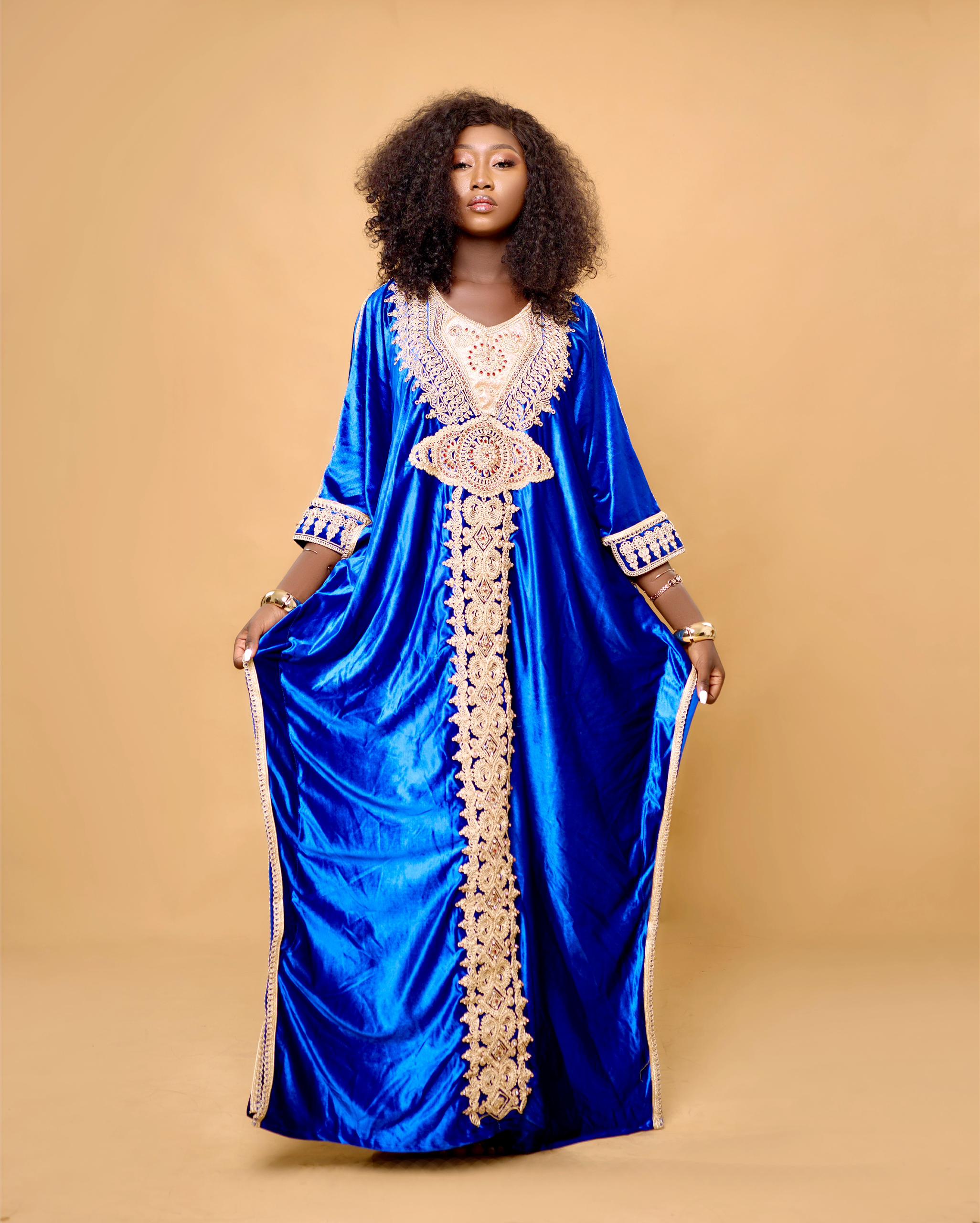 Robe marocaine bleue velours