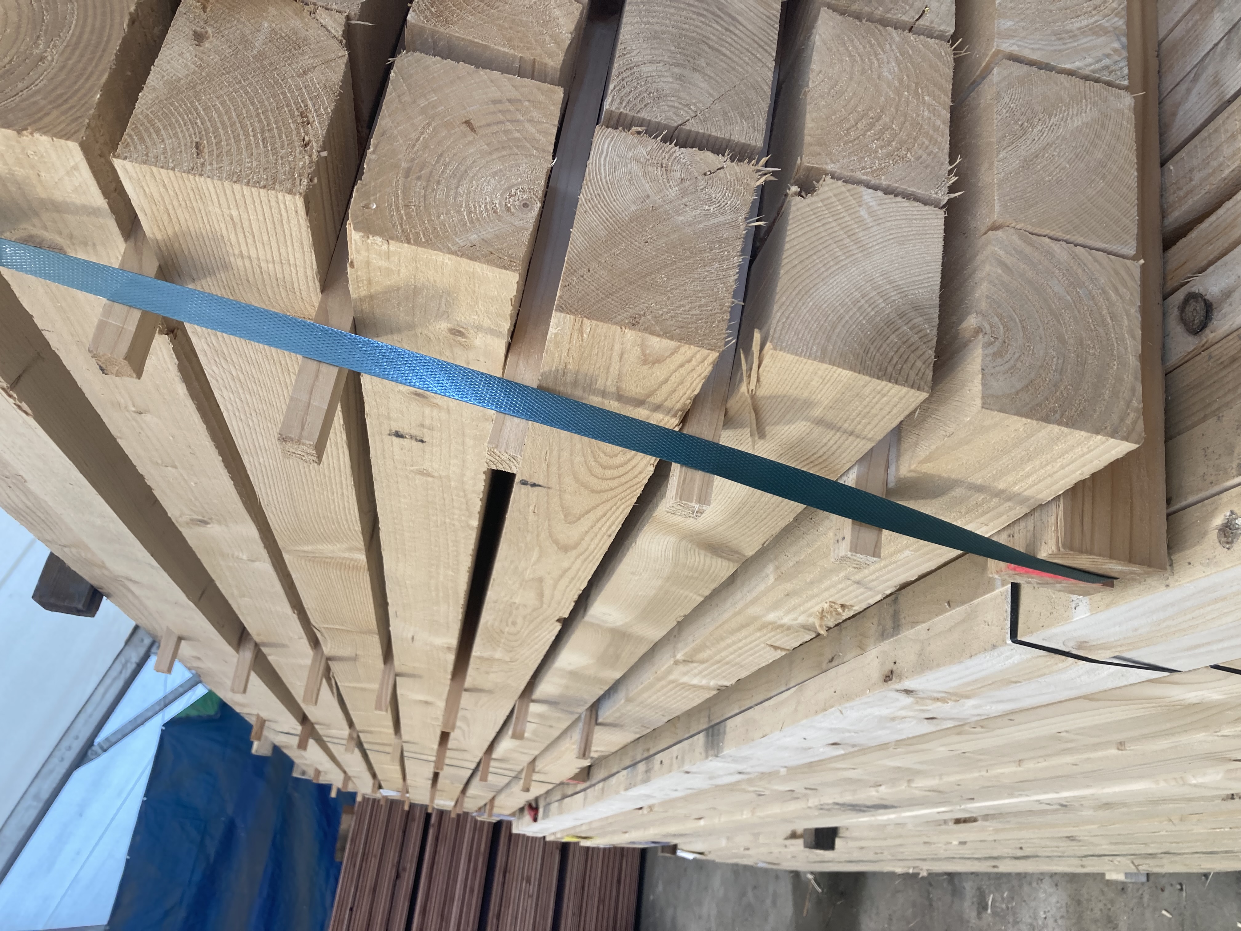 Poteau sapin/épicéa traité classe 2 incolore 150x150 6m