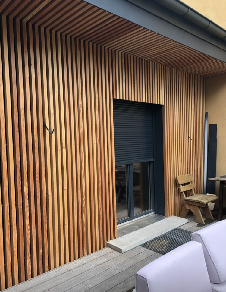 Bardage Douglas claire voie naturel 40x40 4m