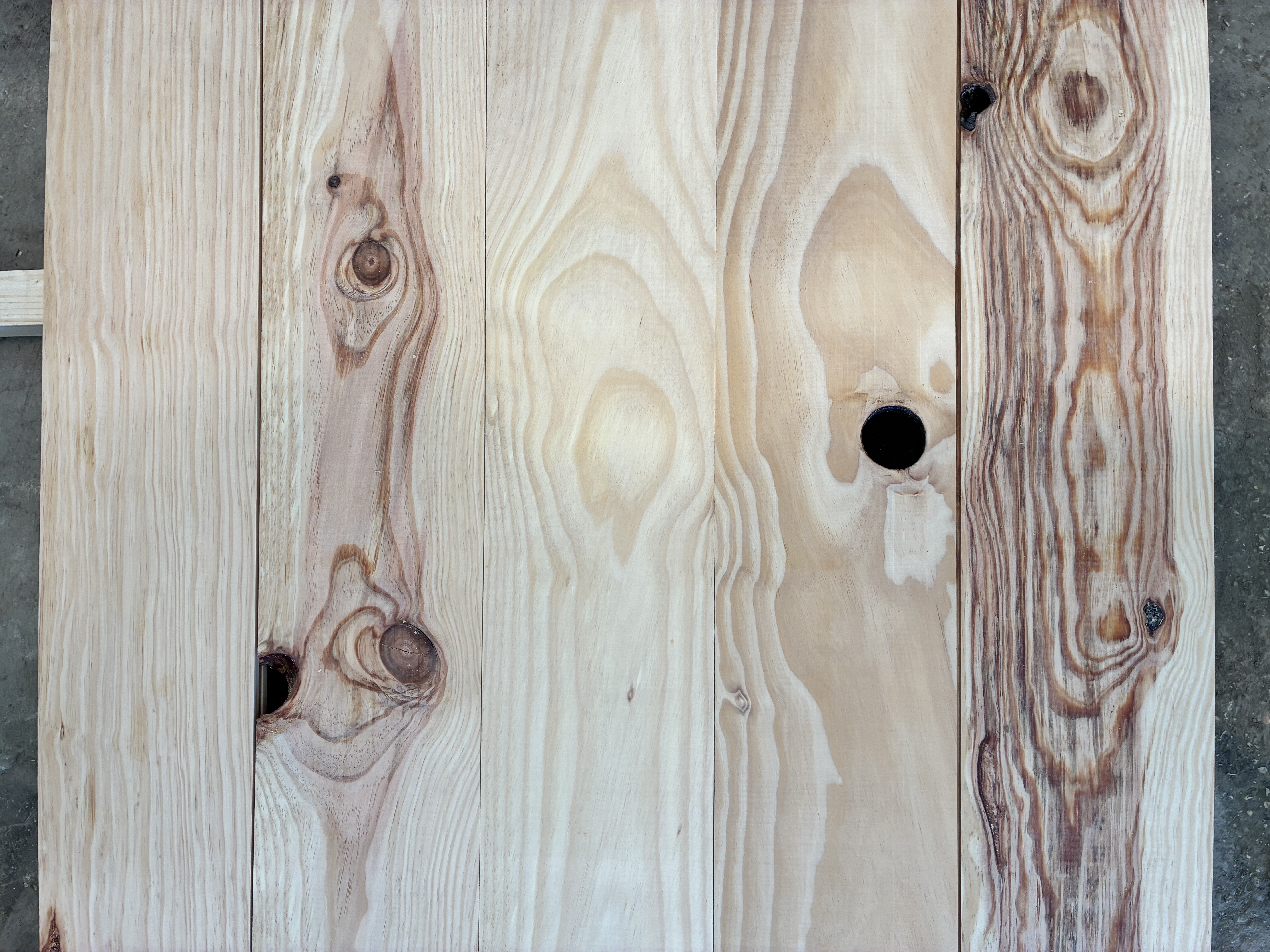 Plancher massif pin maritime DECLASSE 23x180