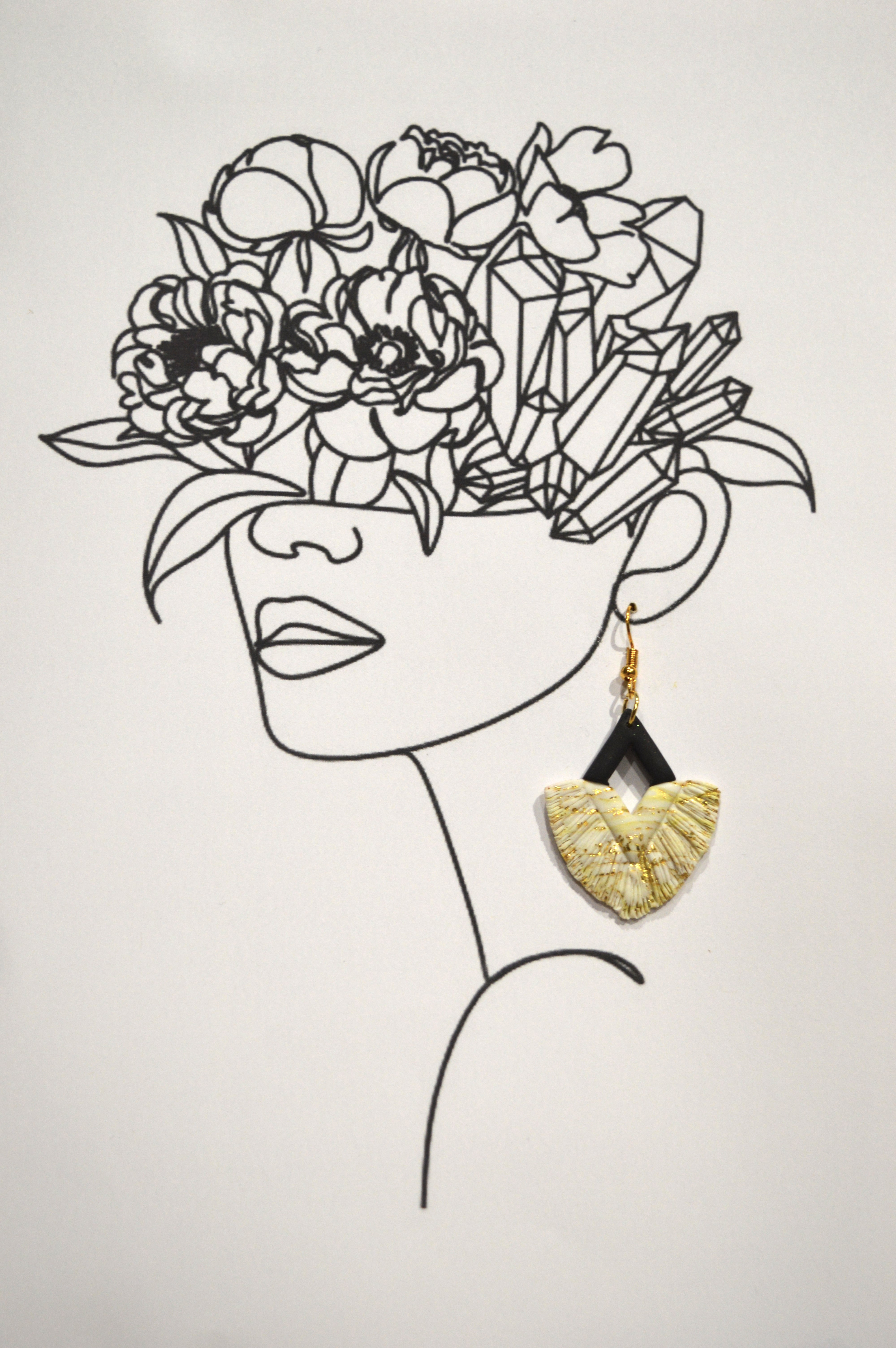 Macramé blanc doré