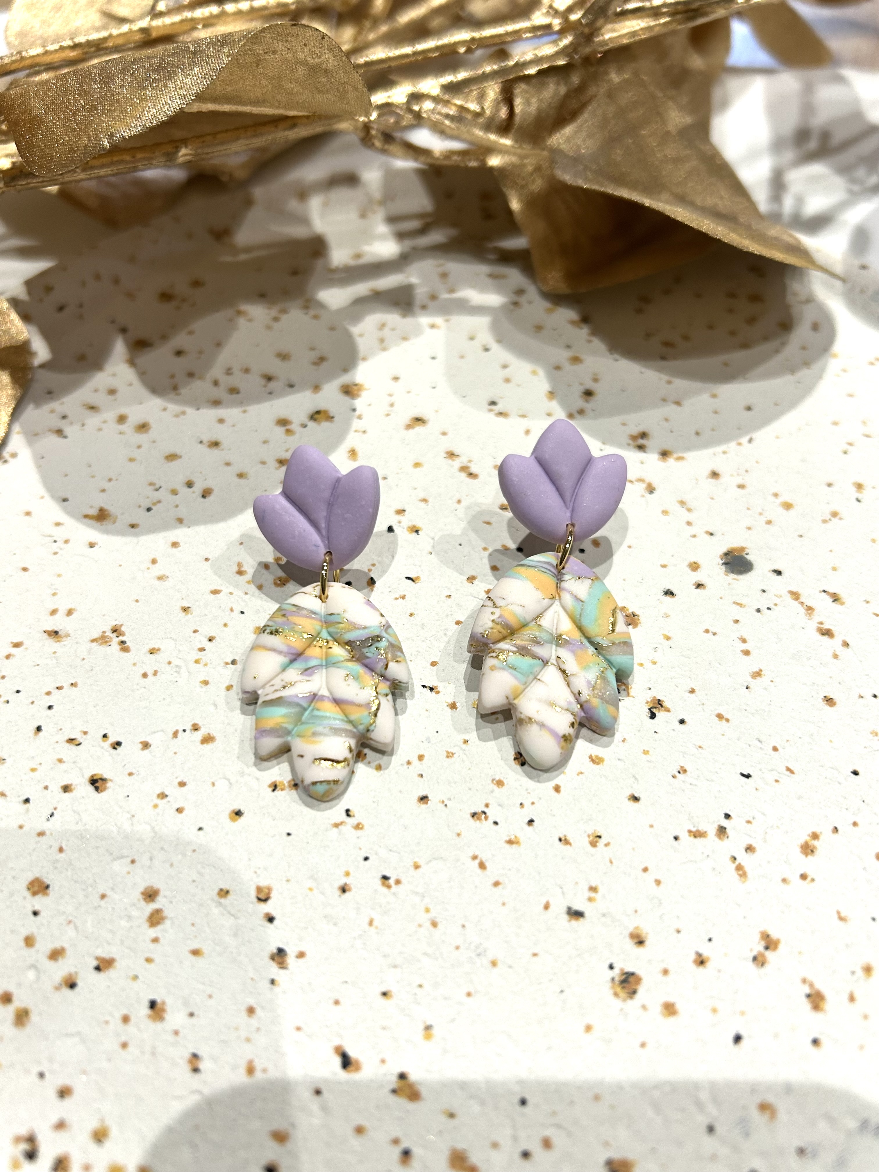 Boucles d’oreilles Albertine marbré blanc pastel 