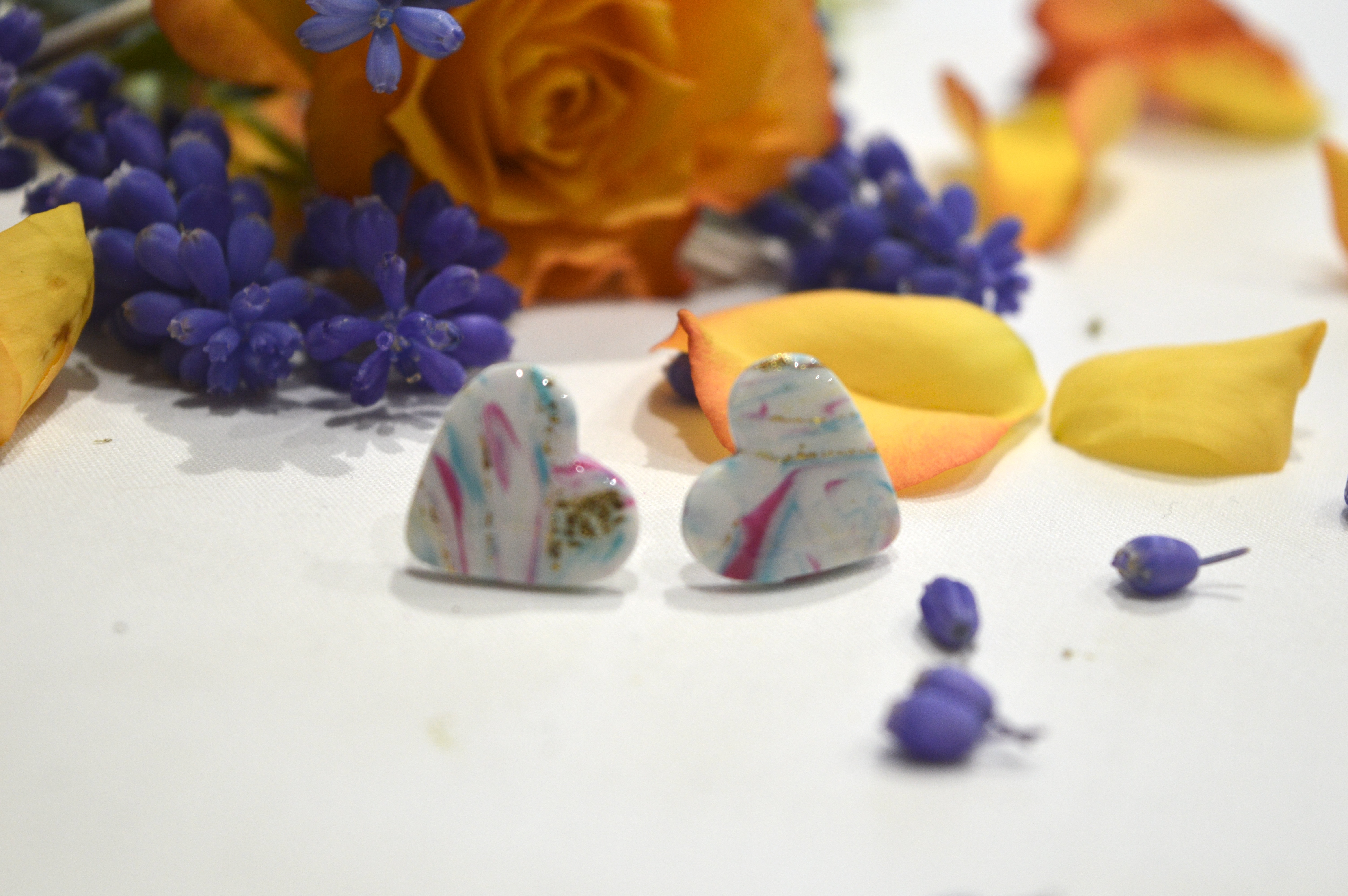 Boucles d'oreilles Suzette marbré blanc bleu et rose